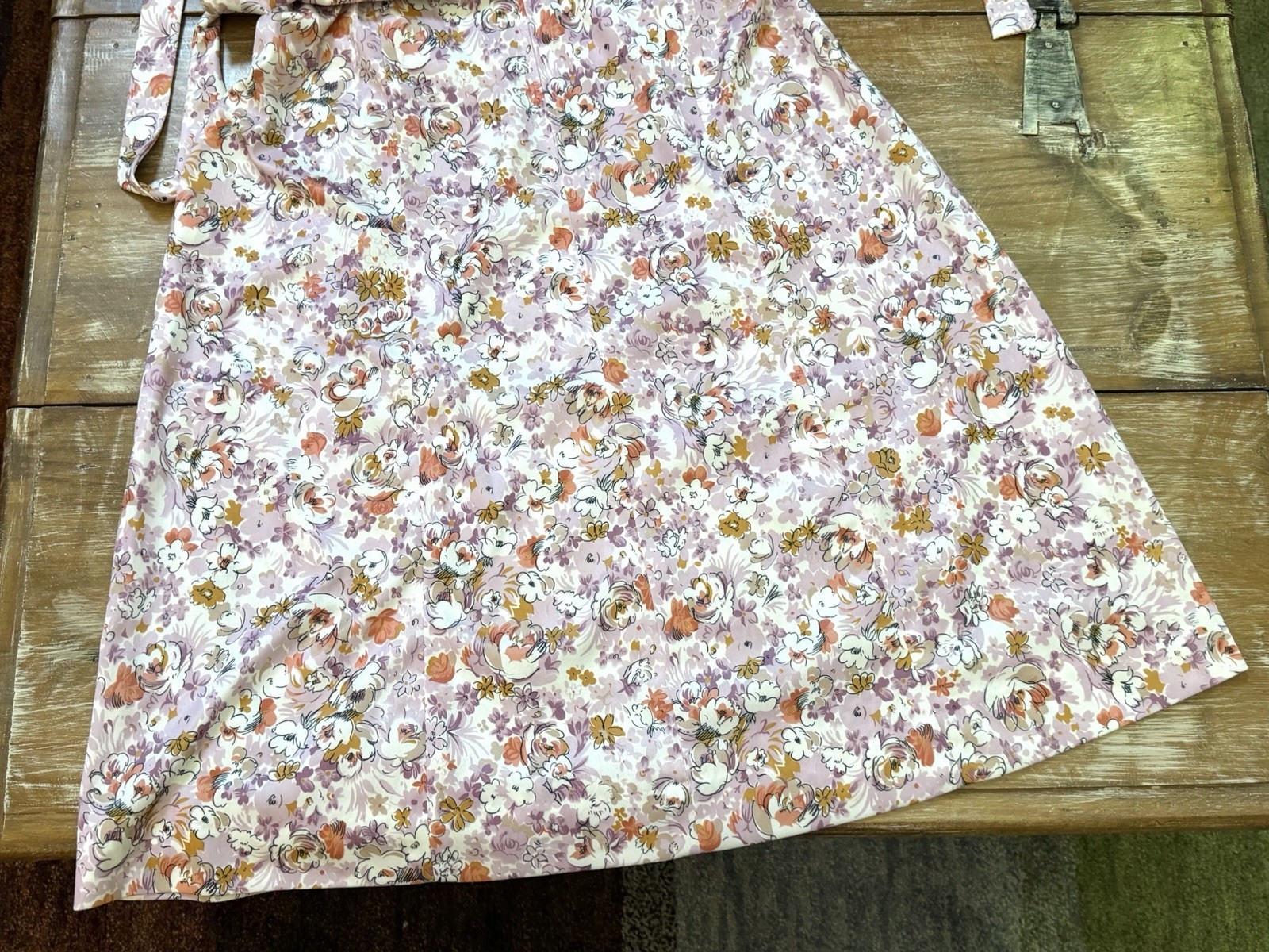 Vtg British Lady 1970s Floral Zip-Belted Sleeveless Retro Cottage Chic Day Dress