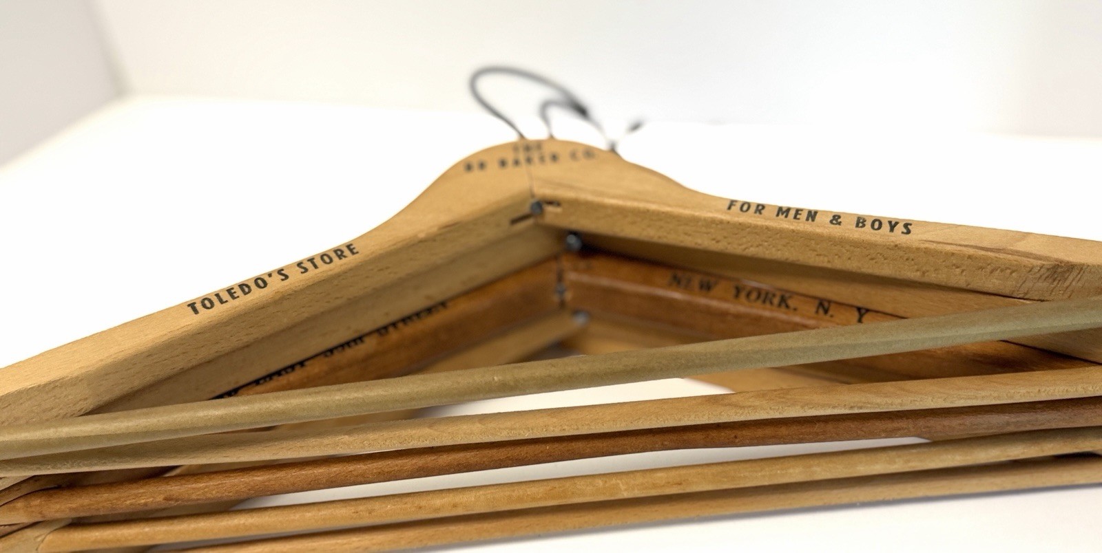 Vintage Wooden Clothes Hangers Motels NY OH MA Advertising Set Of 5