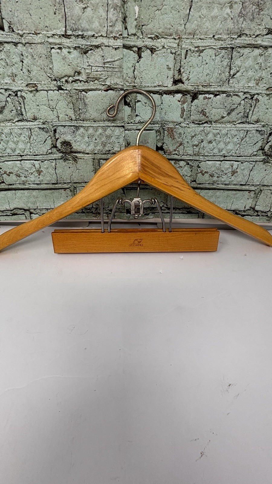 Vintage Setwell Heavy Wooden Suit Hanger 18″ With Trouser Clamp