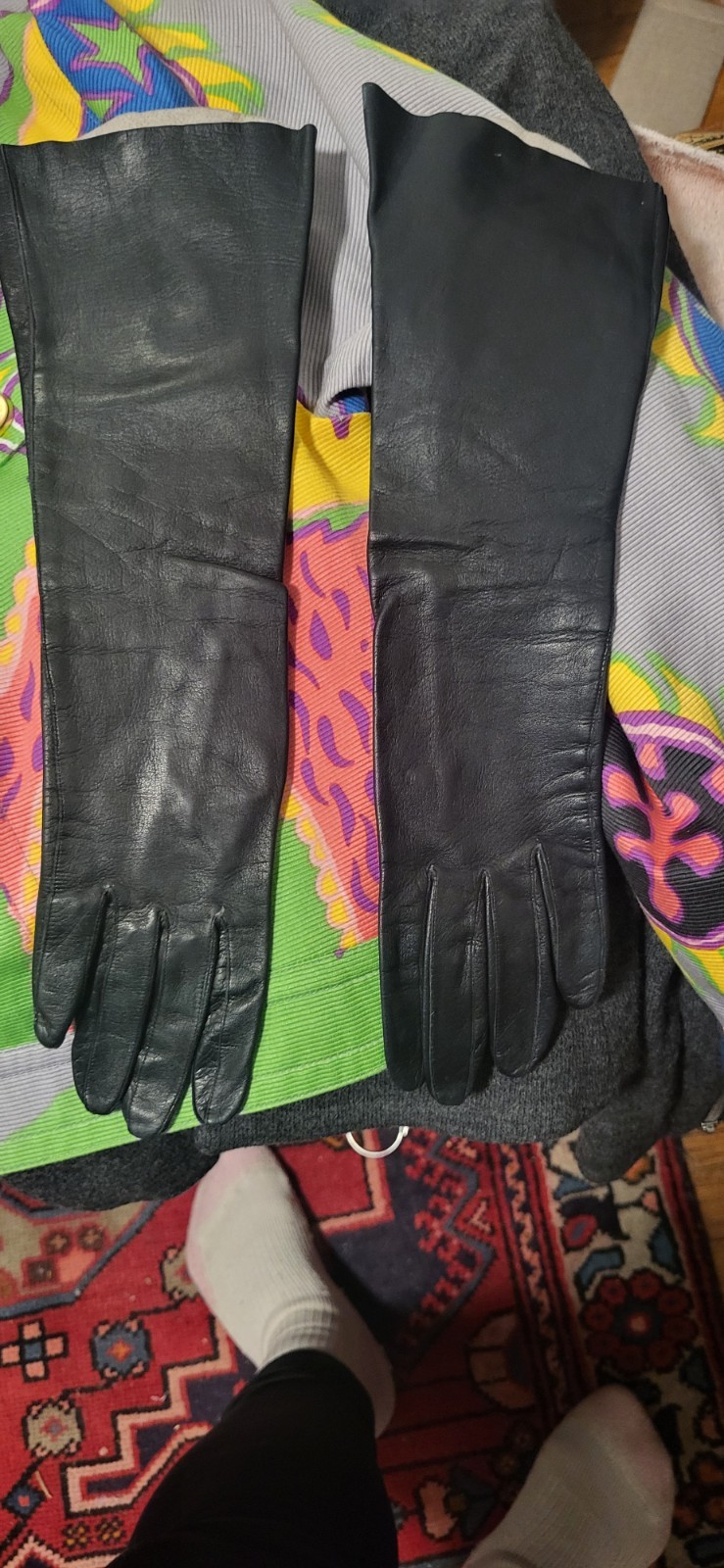 Vintage May & Co. Fine Italian Black Leather Gloves 6 (13.5 in length)