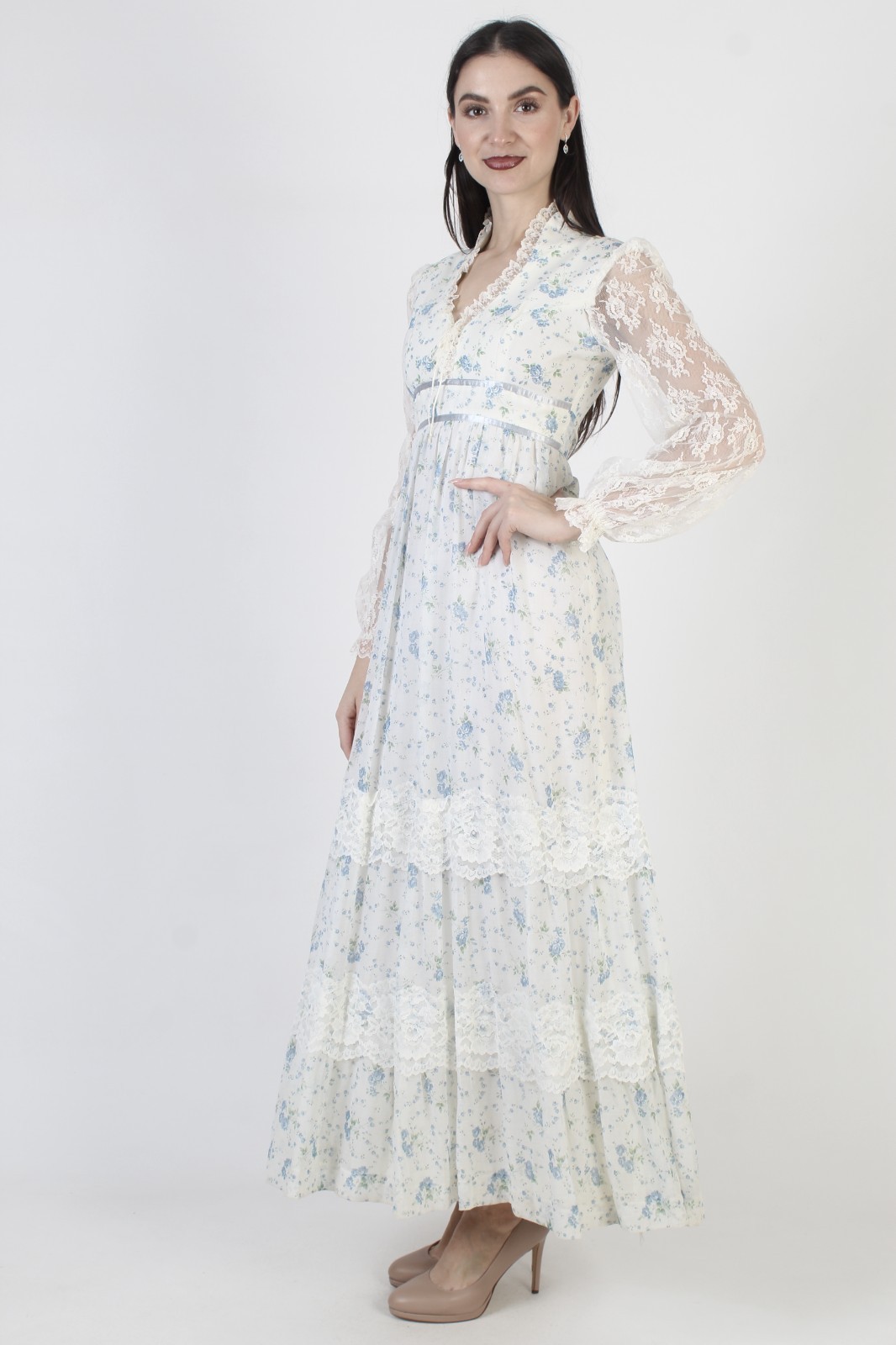 Vtg White Calico Corset Dress 70s Prairie Cottagecore Peasant Boho Wedding Gown