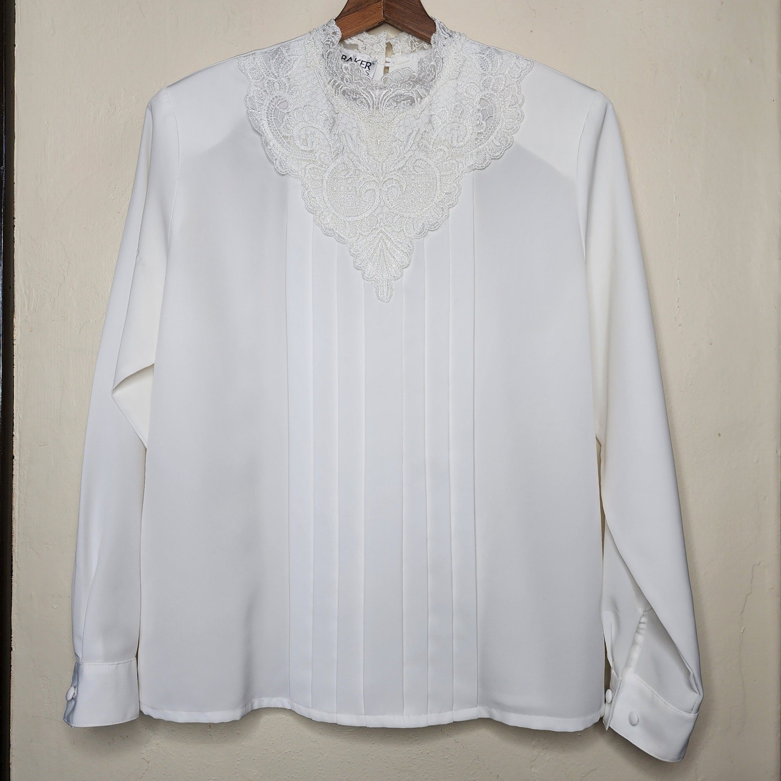 Vintage White Lace High Neck Long Sleeve Blouse Women’s Size Medium