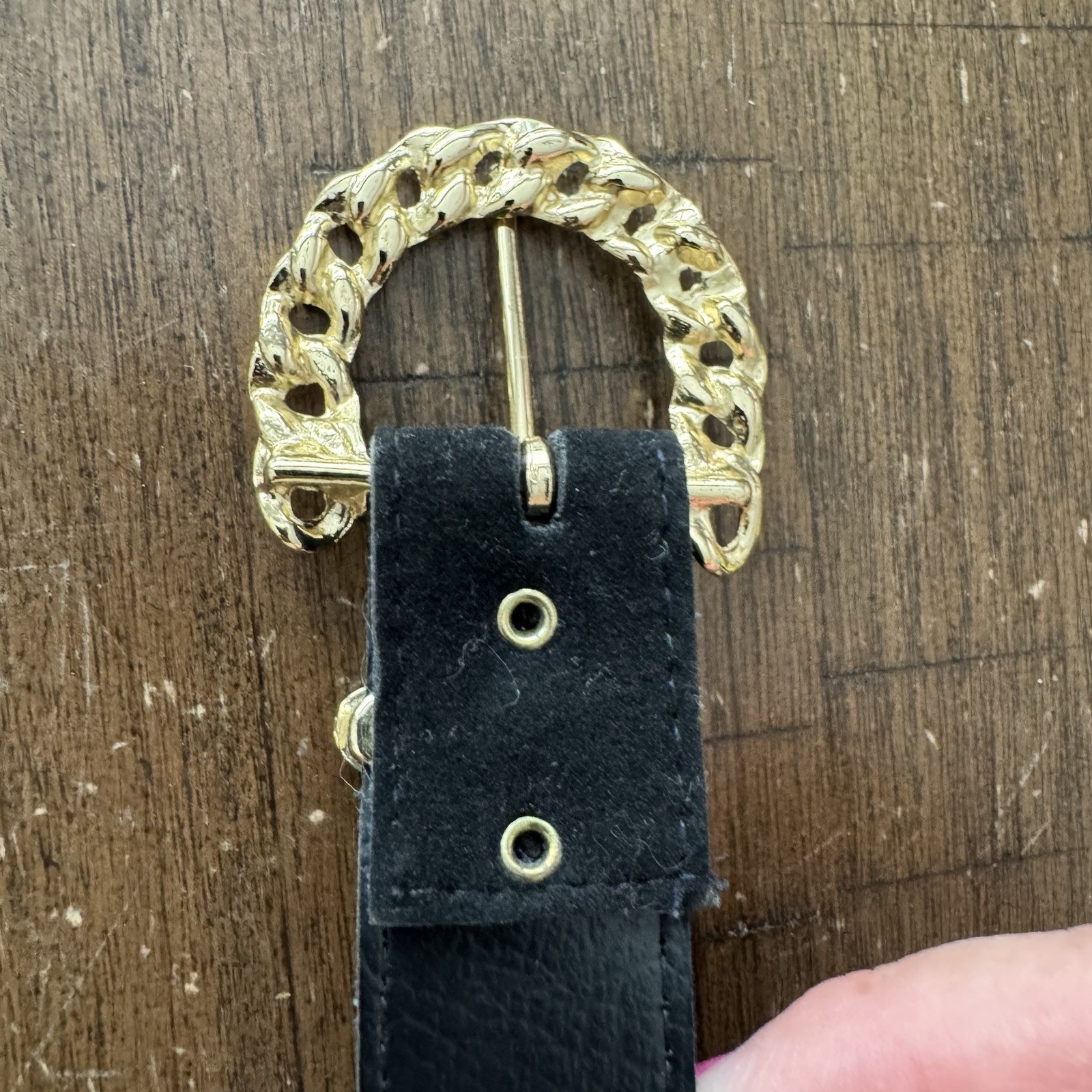 Vtg Women’s Belt Sz 16 32-34” Black Velvet Gold Tone Metal Chain Link Buckle EUC
