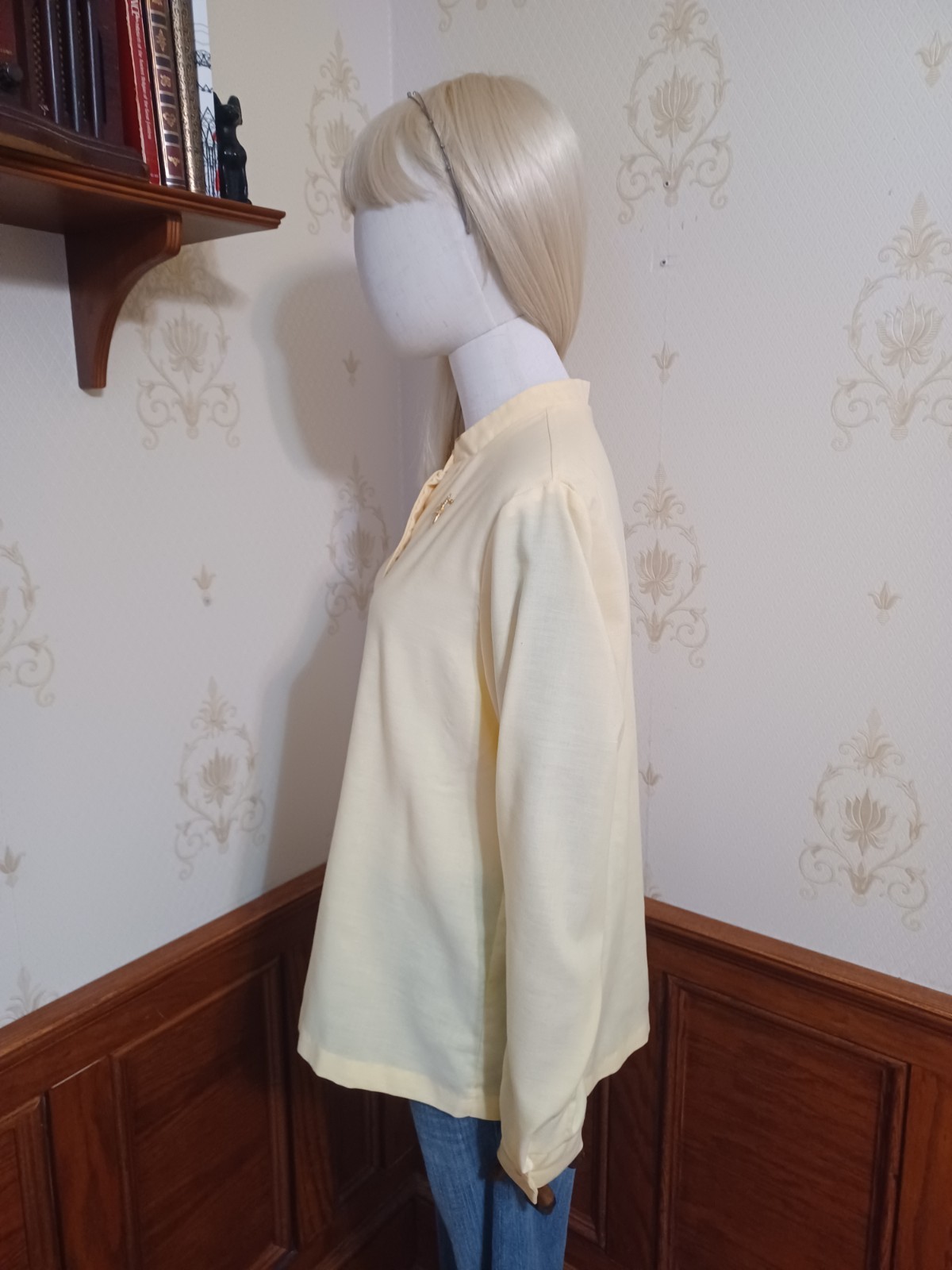 Vintage 1960s/70s Butter Yellow Cotton Blend Mandarin Collar Cottagecore Top