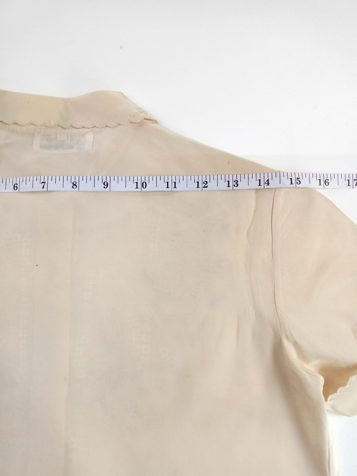 VTG Peony 100% Pure Silk Blouse S Hand Embroidered Swatow Cutwork Ivory China