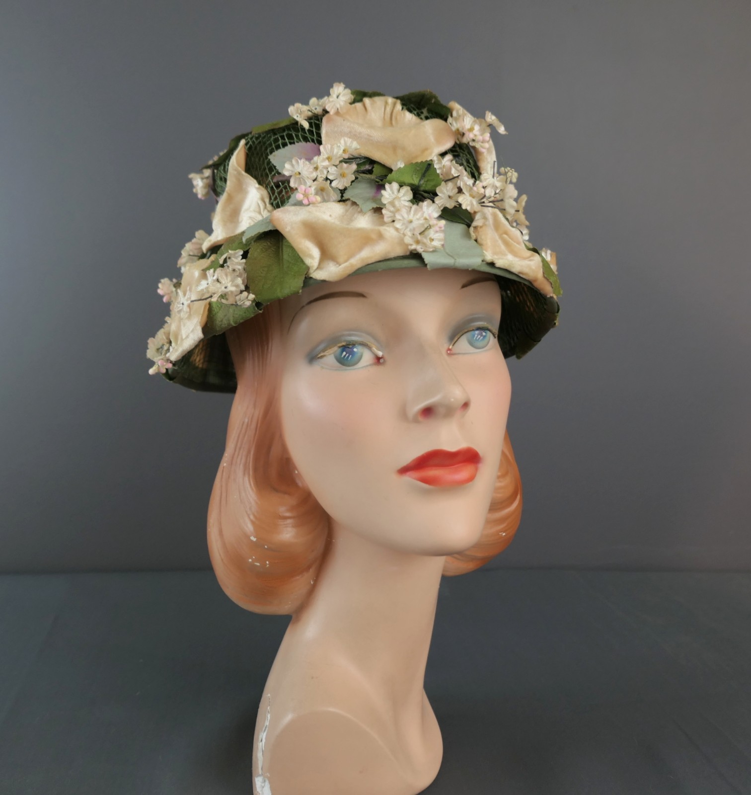 Vintage Green Mesh Hat with Leaves and Tiny Flowers, 1960s 22 inch head
