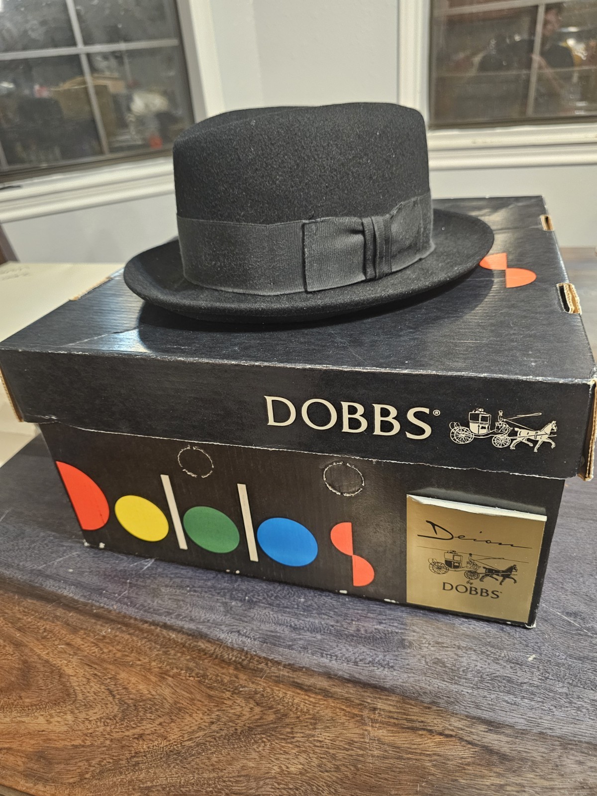 Vintage Dobbs Felt Hat. Great Style With Original Box