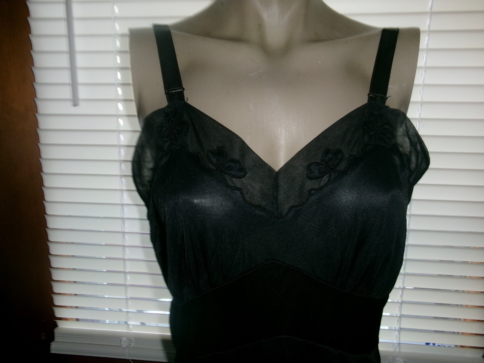 Vintage Carol Brent Black Nylon Full Slip Sz 36 Double Panel Sheer Applique