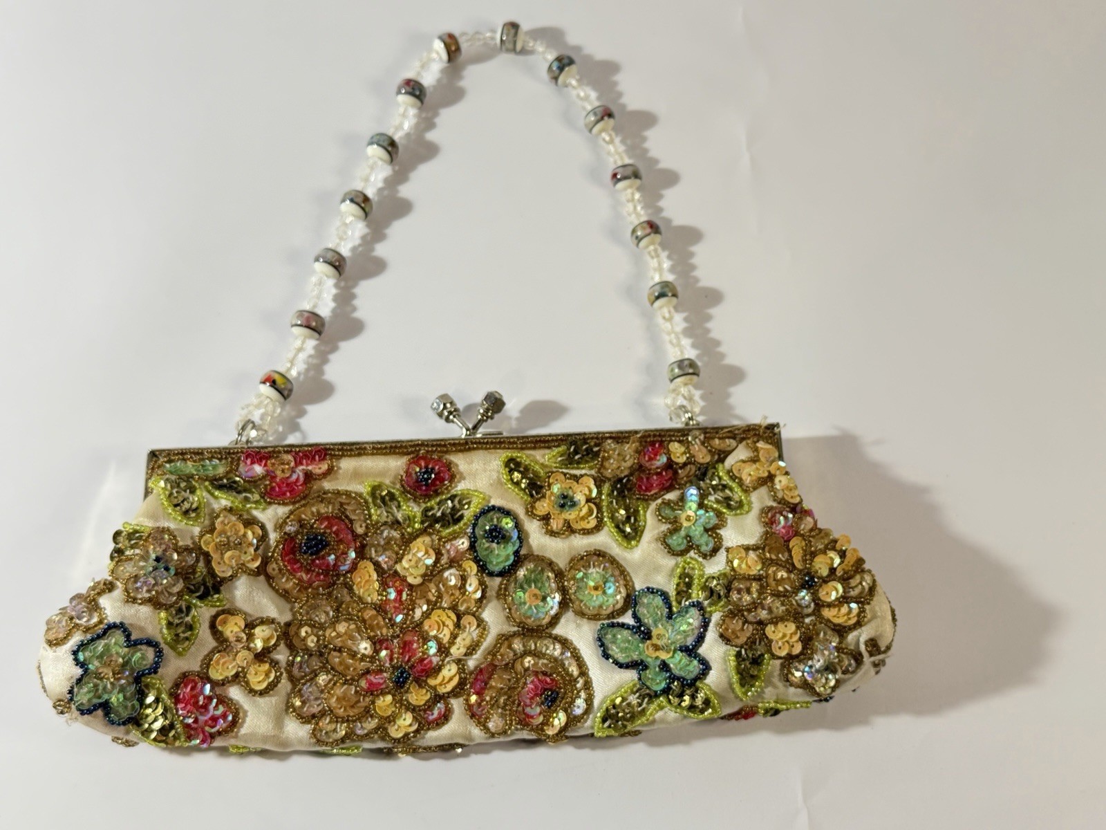 Vintage Beaded Sequin Floral Clutch Purse Kiss Lock Chain Ivory