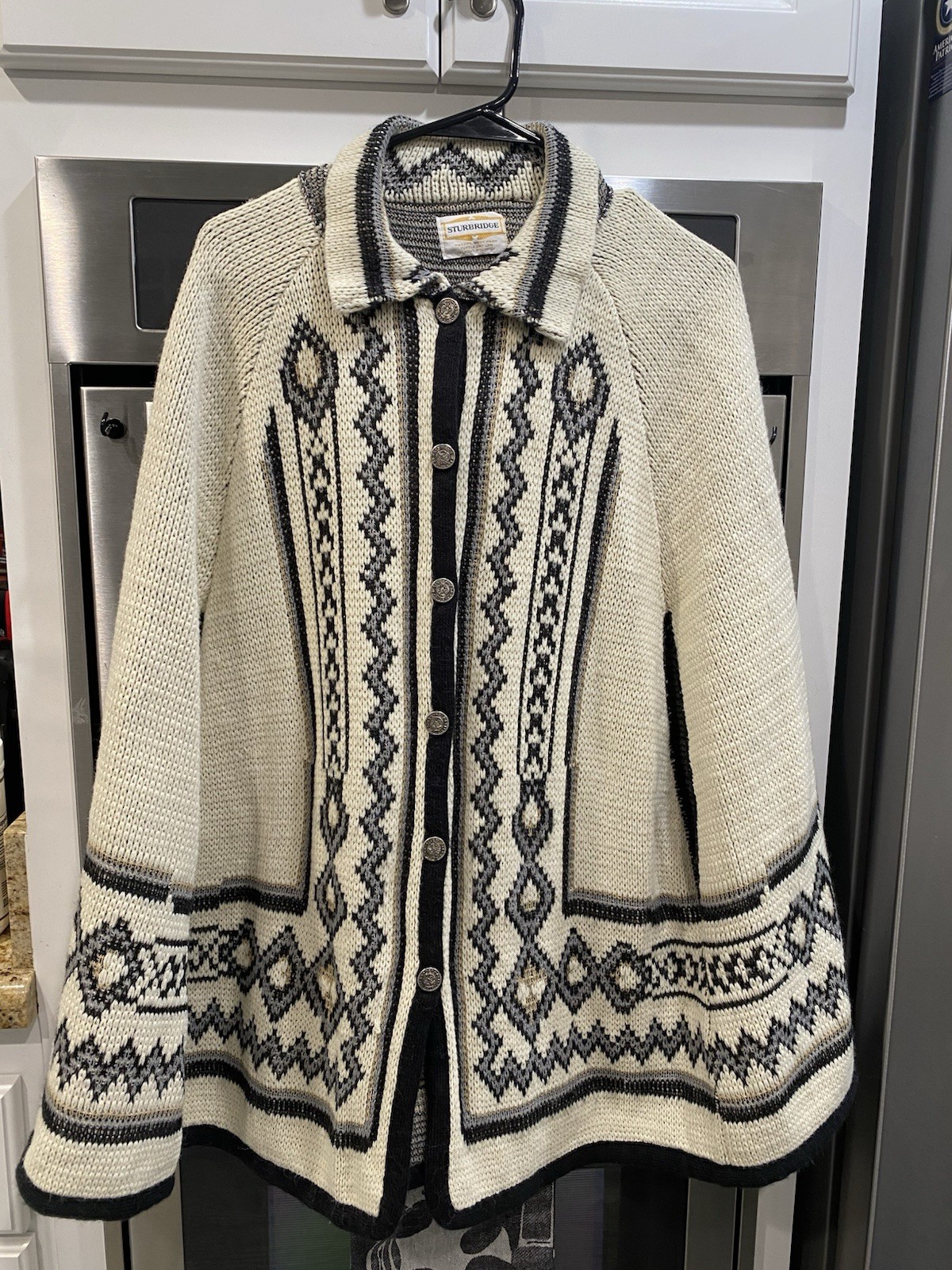 Vintage Sturbridge Patterned Poncho StyleCardigan