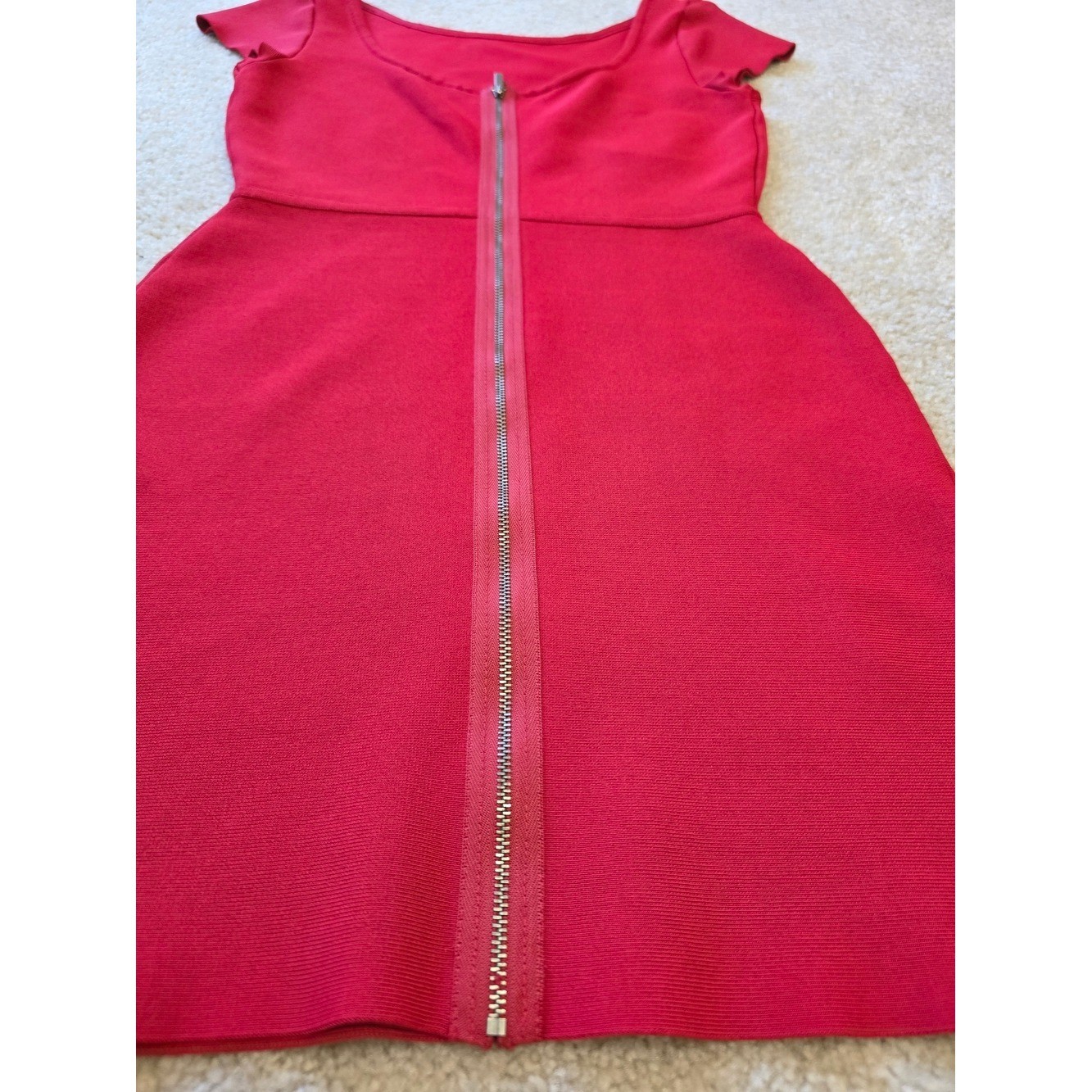 BCBGMaxAzria Vintage Raspberry Red Bodycon Boatneck Sheath Dress Size M