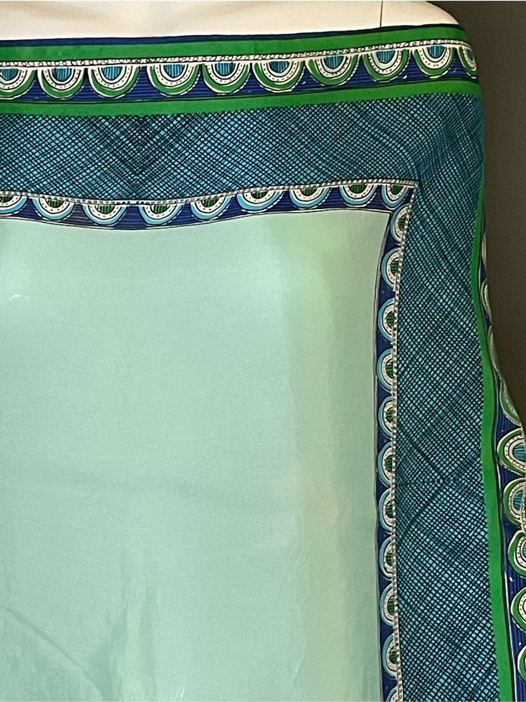 Vintage Vera Silk Blend Scarf 22 In Sq Good Condition