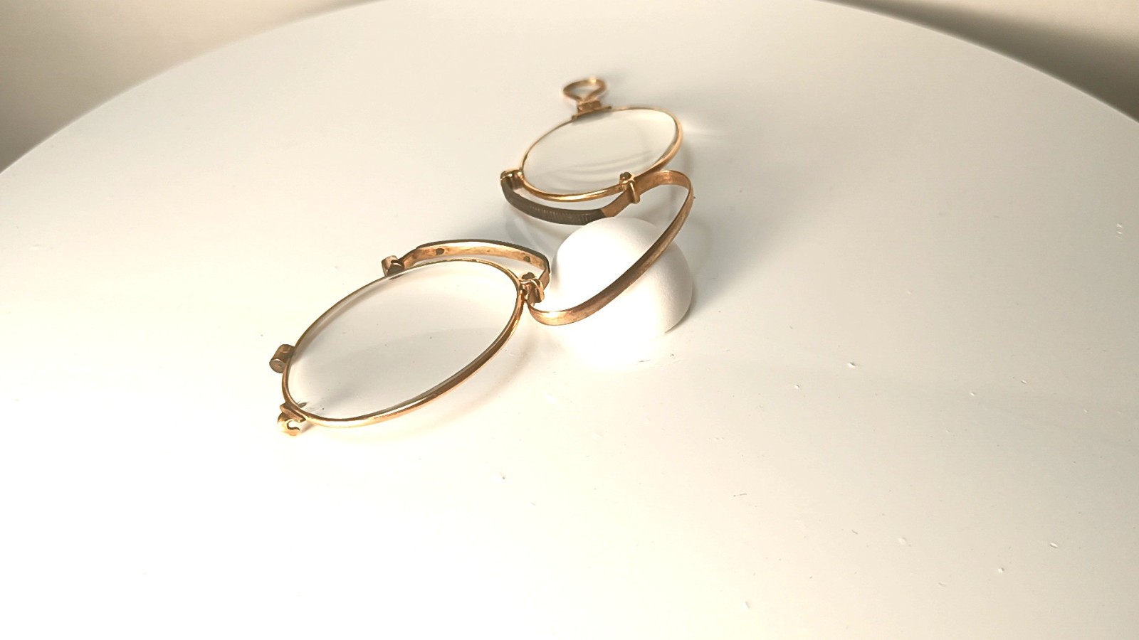 Antique eyeglasses lornette pince nez frame oval 14kt Gold