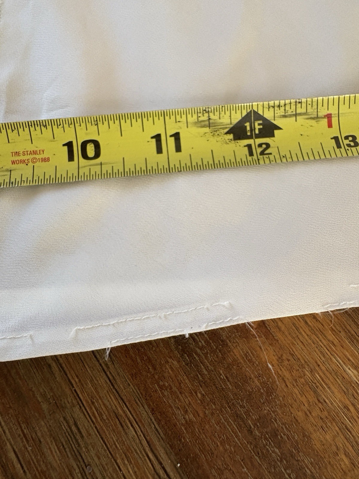 Vintage 1940’s Nylon Blend Negligee Off White Lingerie Slip Medium