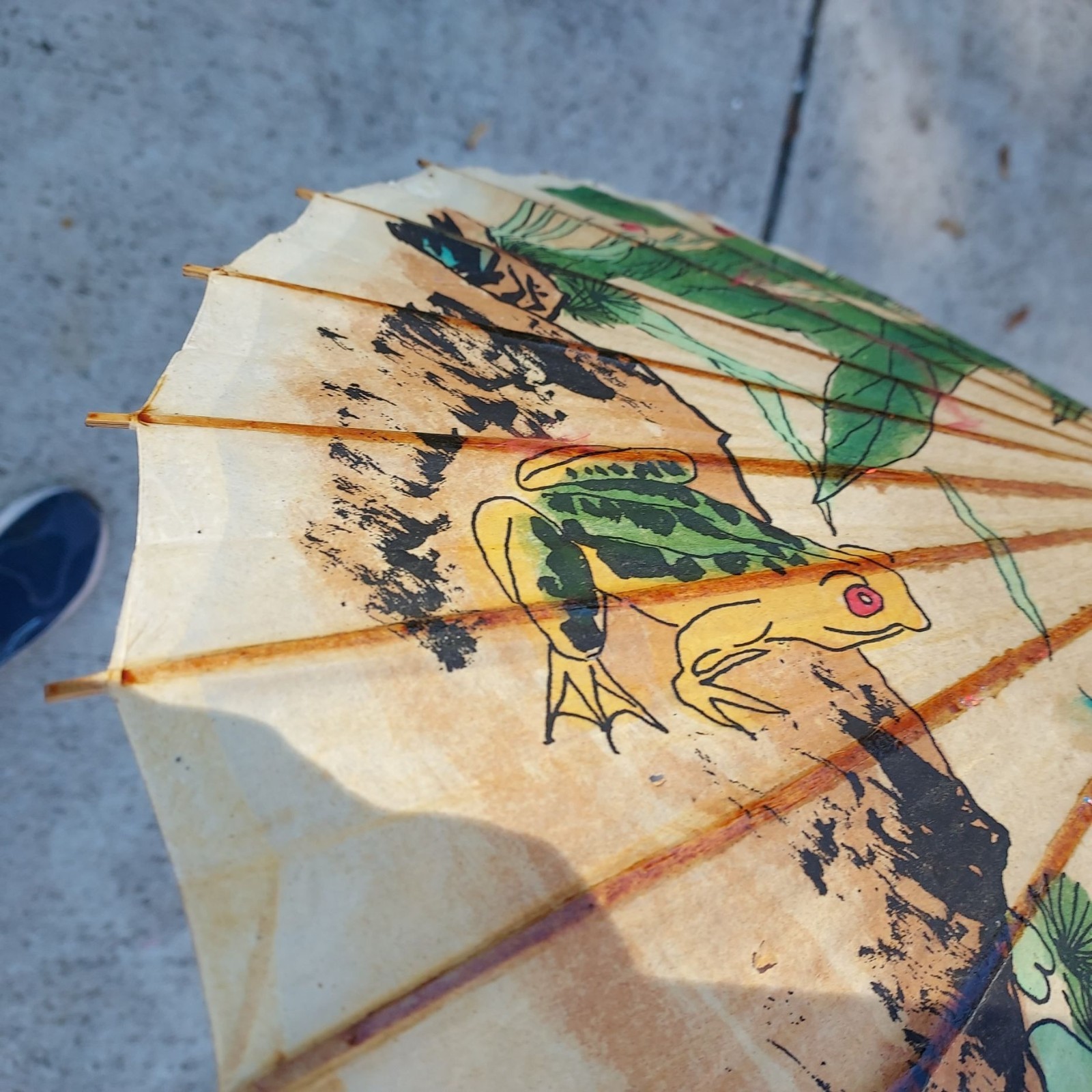 Vintage Hand-Painted Paper Parasol With Frog & Floral Design 16 inches across