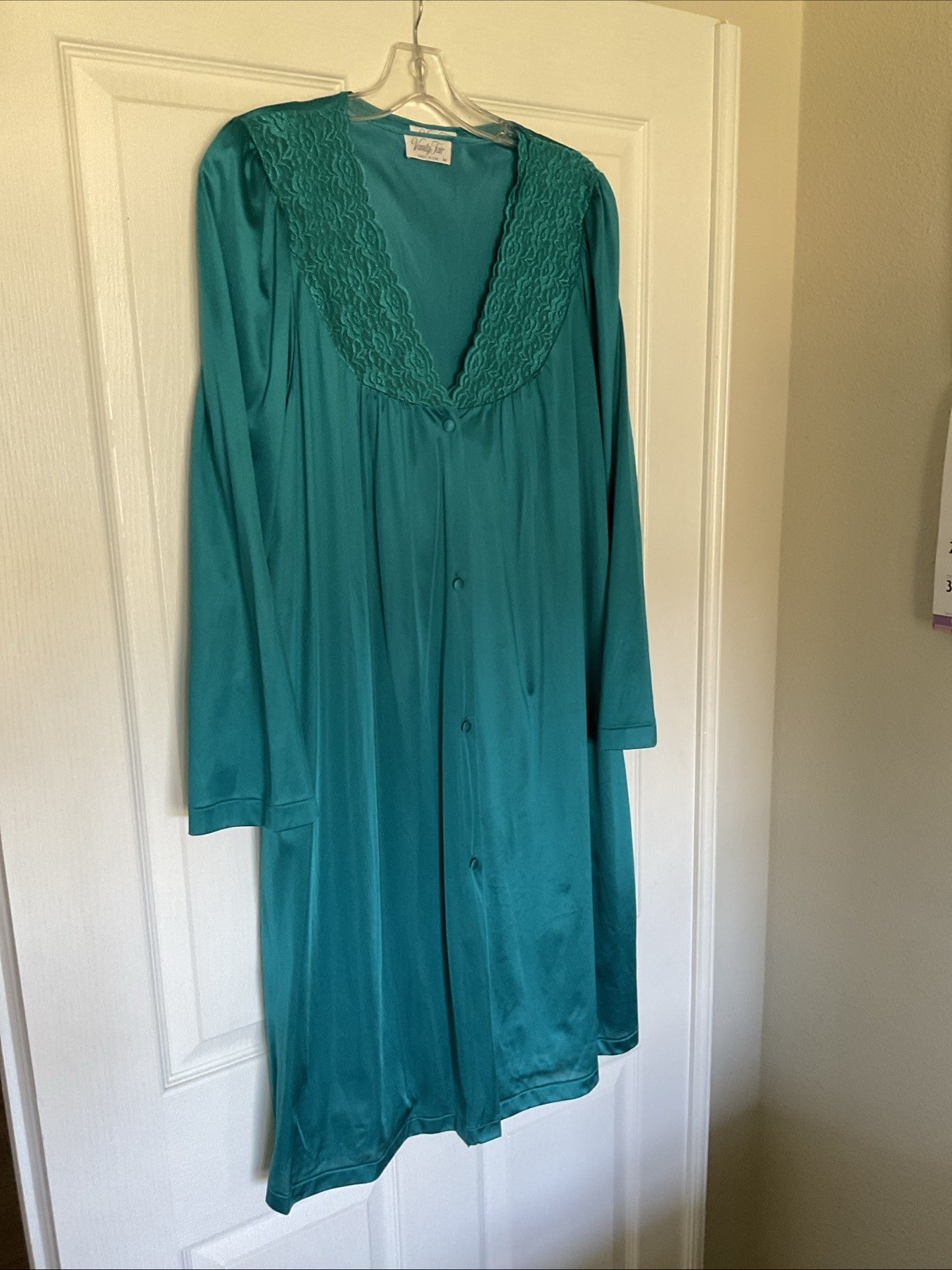 VTG Vanity Fair Teal Lace Peignoir Set / Nightgown & Robe / Medium
