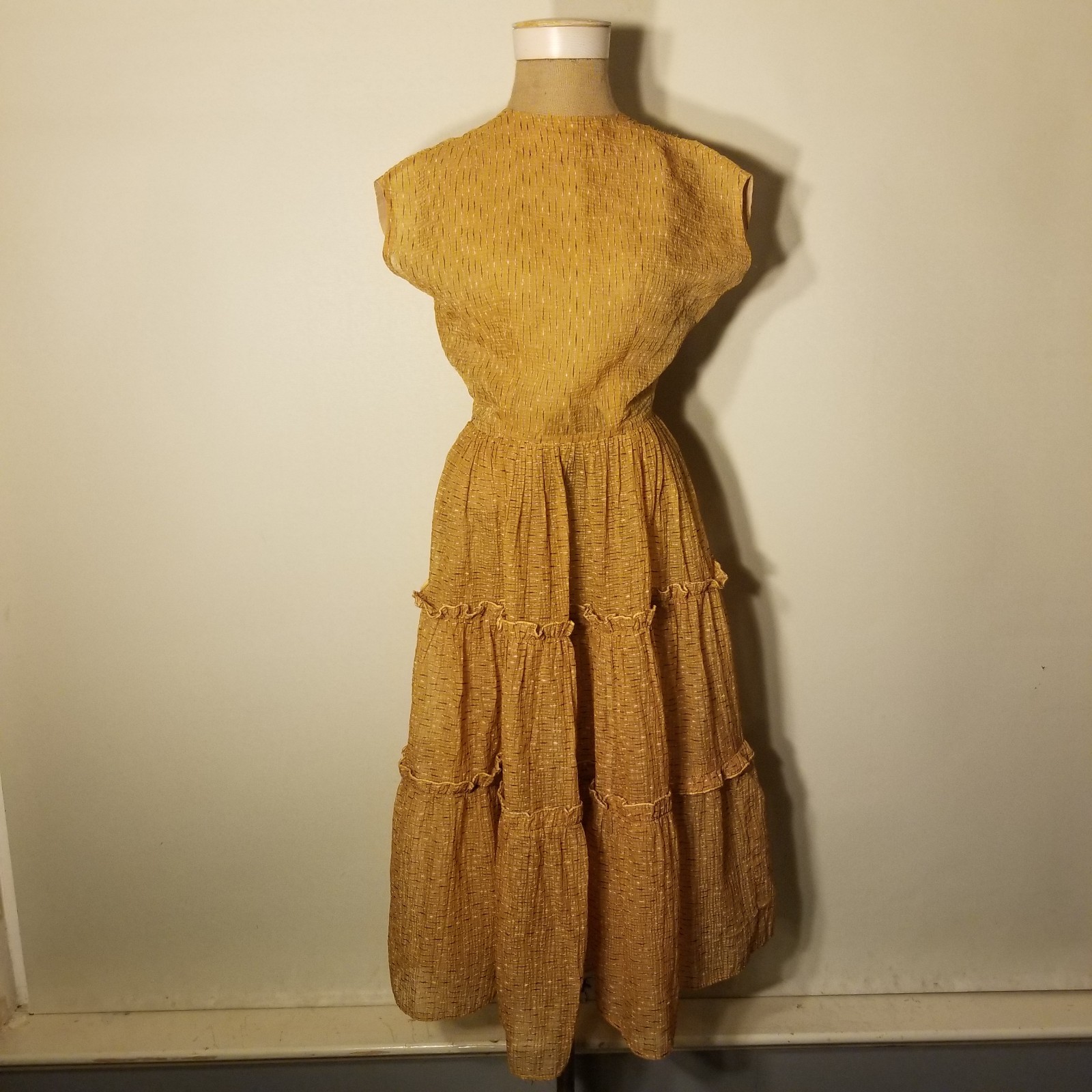 1950’s Vintage Mustard Yellow Textured Rayon Tiered Patio Style Midi Dress Sz. 4