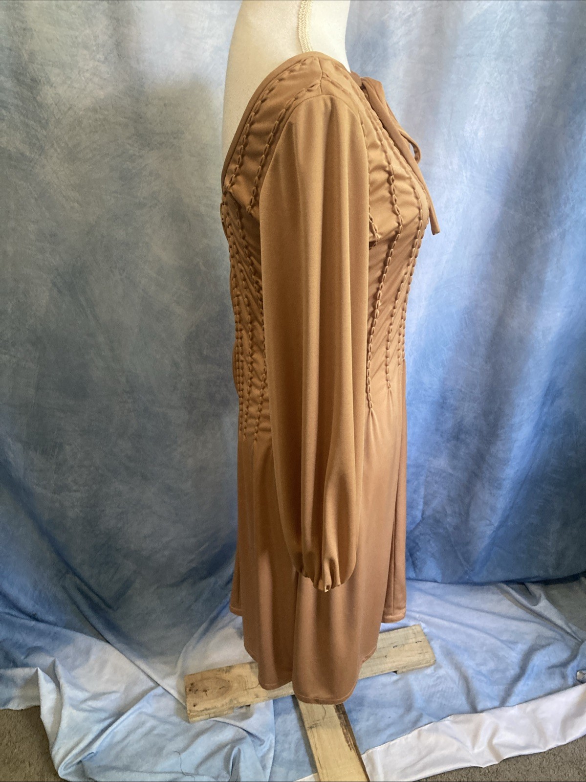 VTG 70s Felix Arbeo Smocked Bishop Sleeve Dress Union Made Camel Poly Modern XS