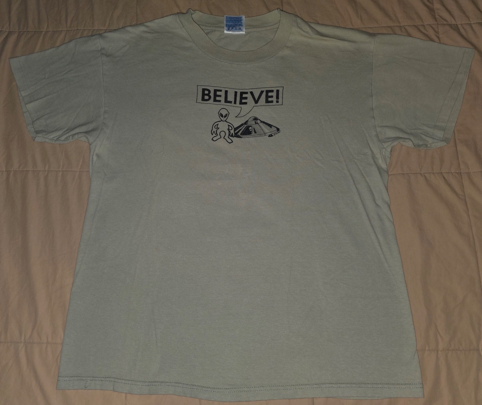 VINTAGE 1995 BELIEVE ALIEN WHERE? T SHIRT LARGE 90s UFO WORKSHOP AREA 51 SPACE