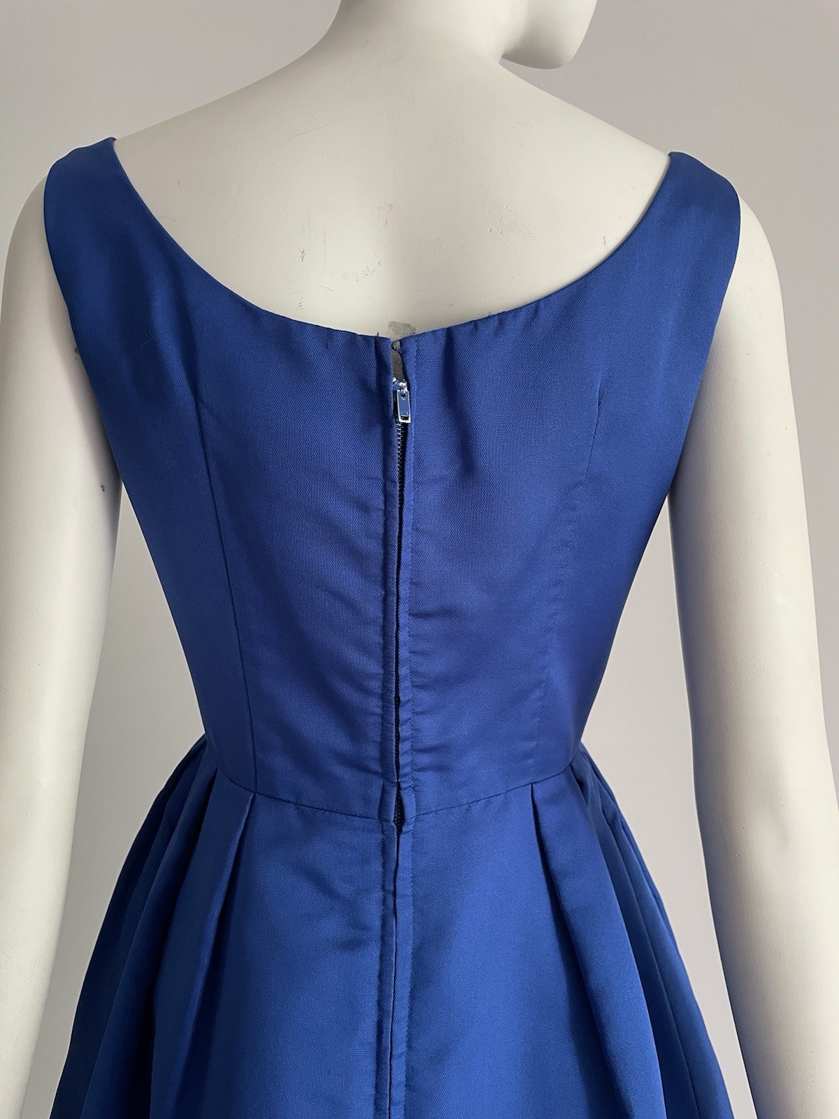 Vintage 1950s Designer Suzy Perette Size S Royal Blue Classic Dress Bow Party