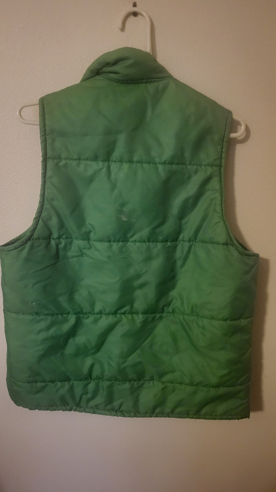 VTG Vest Acco Seed sz M snaps Green Farmer Rapper Sleeveless Puffer 25 in L 22