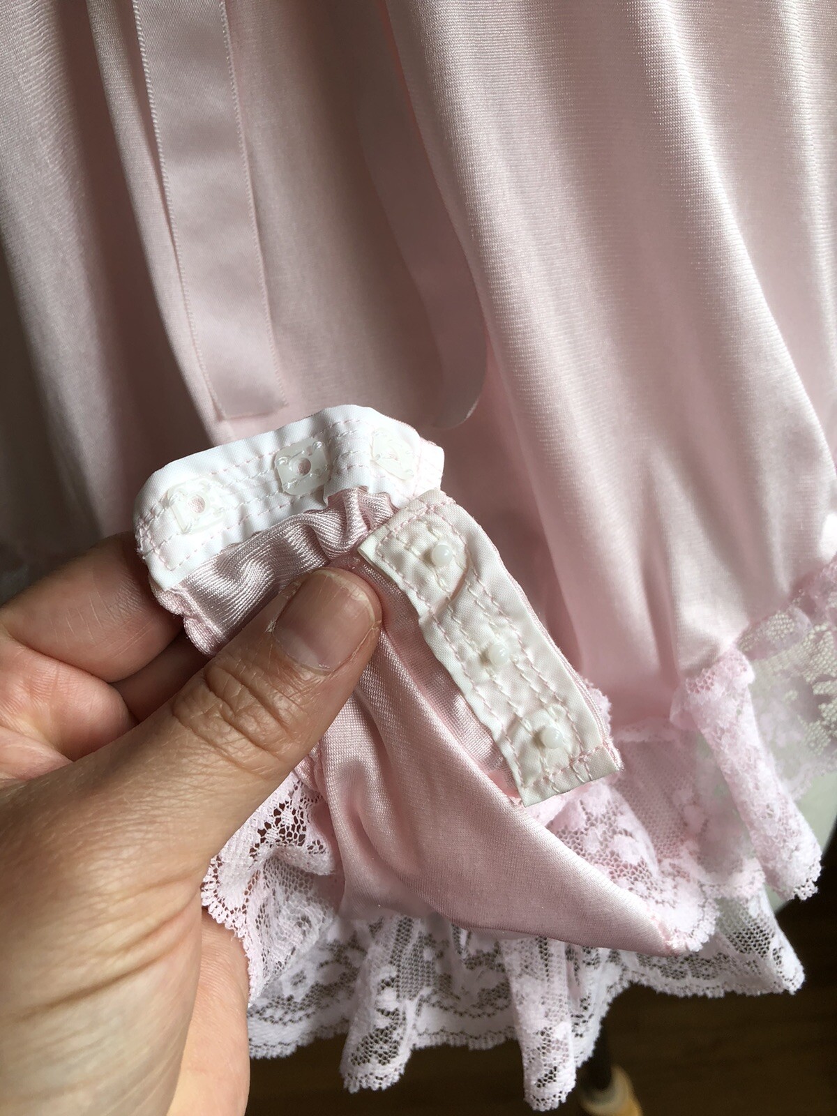 GORGEOUS VTG GILLIGAN O’MALLEY Pink Nylon & Lace Teddy Romper Lingerie SZ S/M