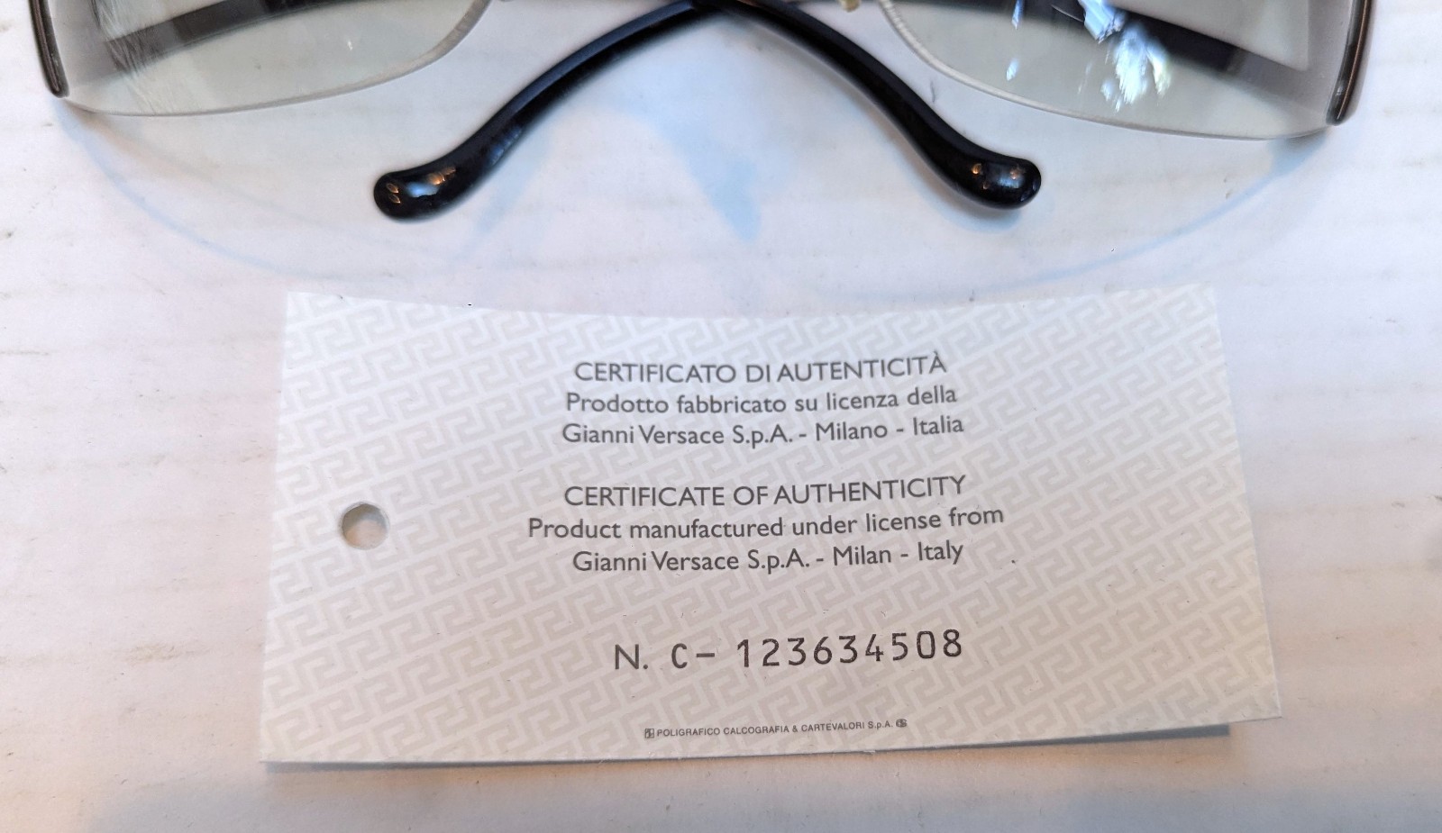 Vintage VERSACE 2034 1009 8G Wrap Shield Sunglasses w/ COA & Case – 90s Y2K RARE