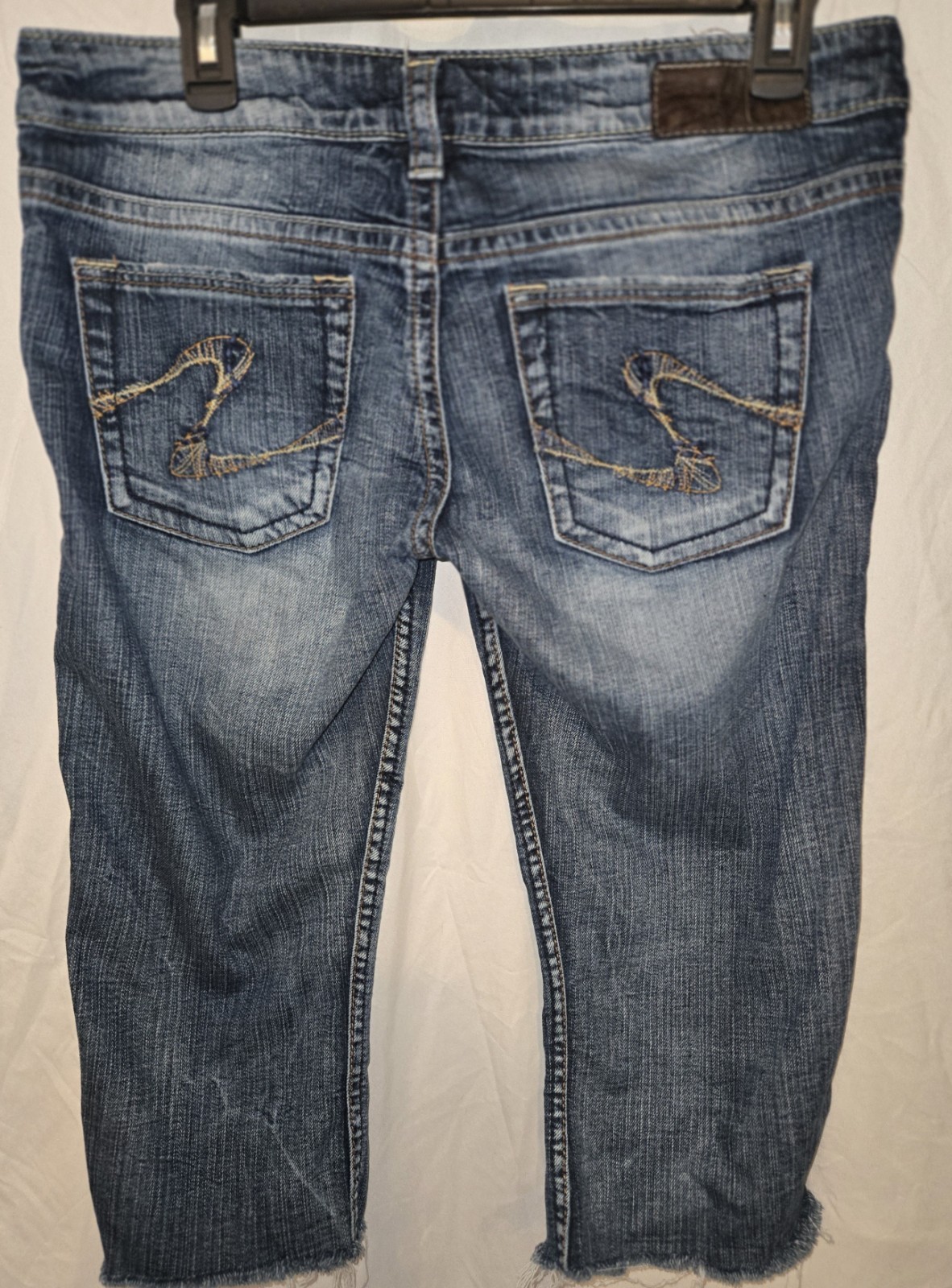 Silver Twisted Mid Capri Jeans Women’s Size W29/L33