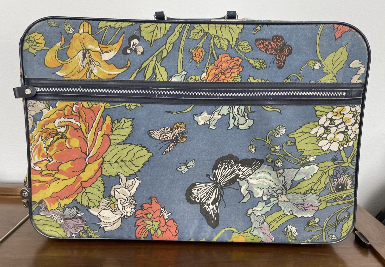 Vintage Retro Floral Butterflies 70’s Travelware Bag Blue Canvas