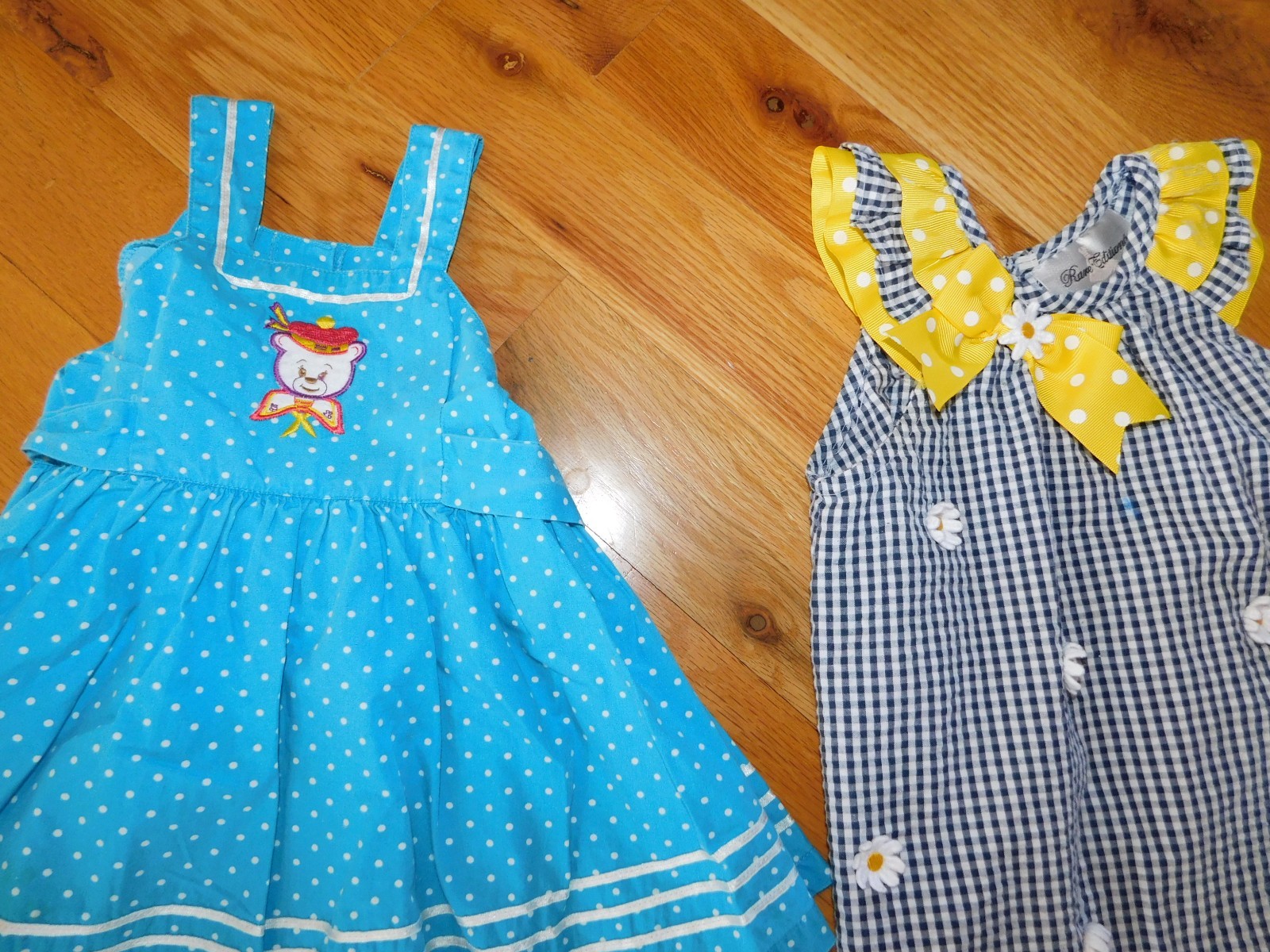 Vintage Girl Jumpers Little Astor Baumwolle Bear Applique + Rare Editions Daisy