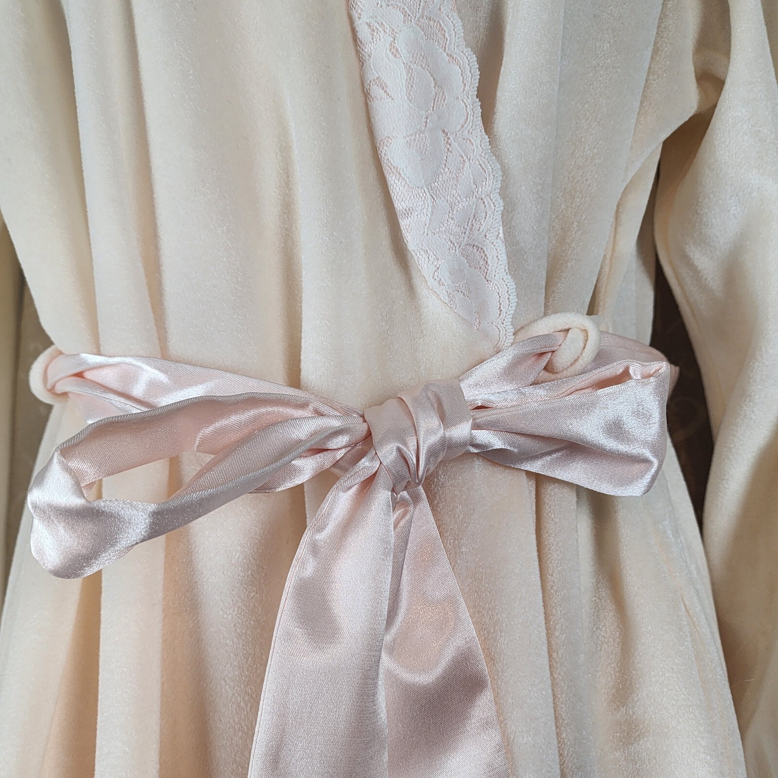Vtg Long Robe S Bridal Blush Pink Coquette Floral Lace Shawl Tie Donna Richard