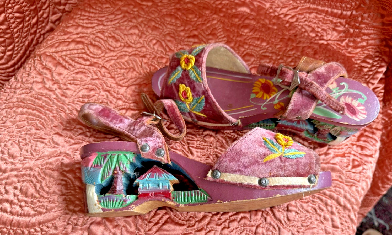 Vintage WWII Philippines Hand Carved Wood & Embroidered Velvet Bakya Shoes