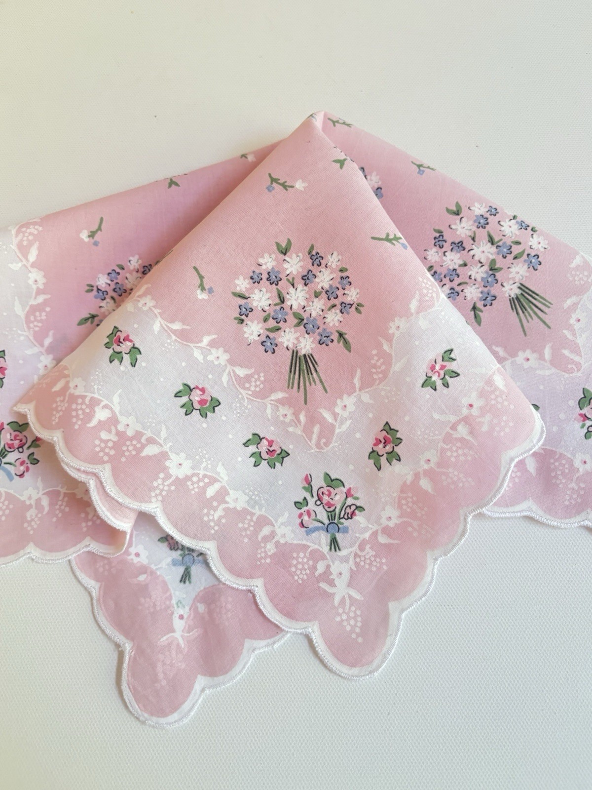 Lovely New LuRay Pastel Pink Handkerchief Hankie With Scalloped Border
