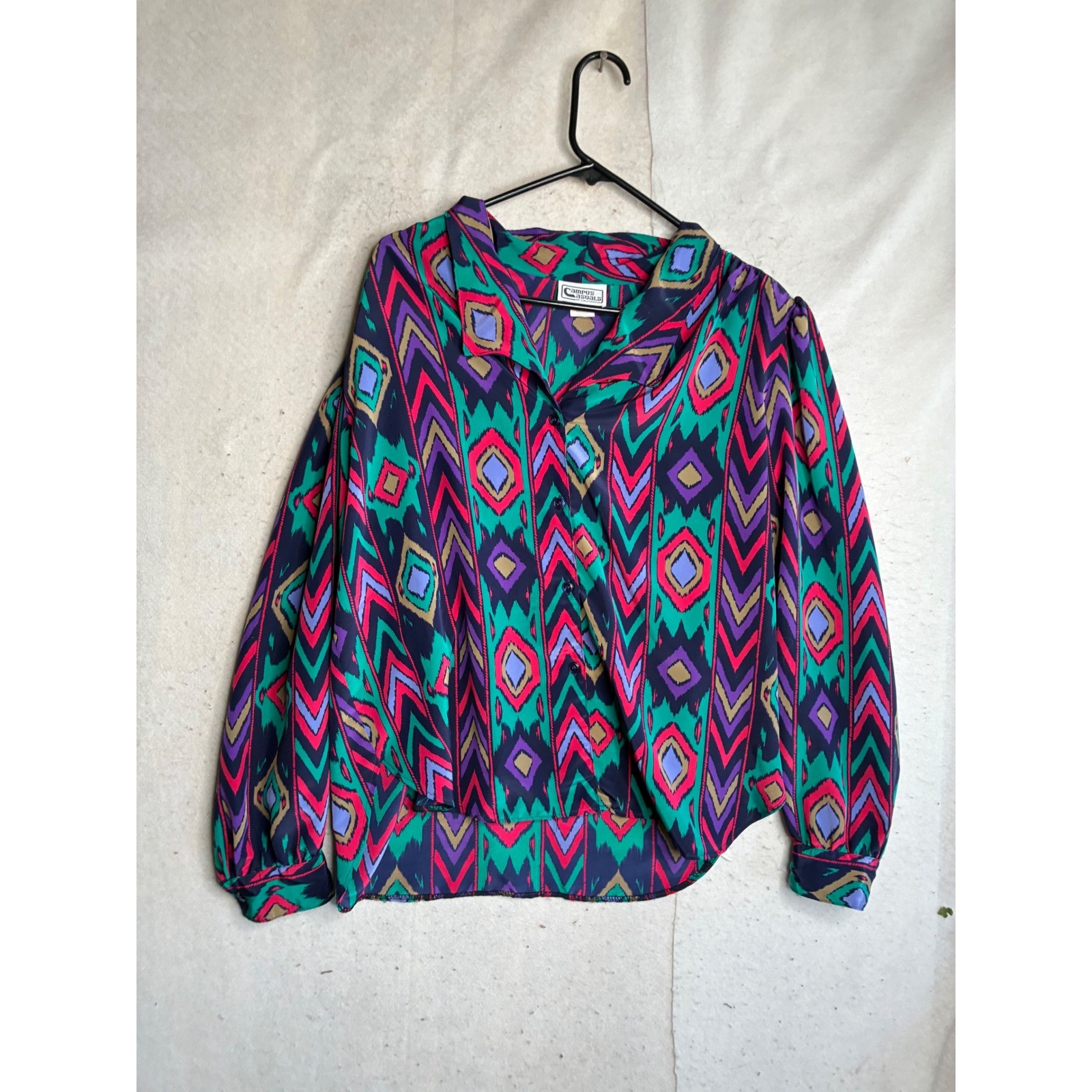 Vintage Campus Casuals California Geometric Ikat Print Button Up Blouse Top 90
