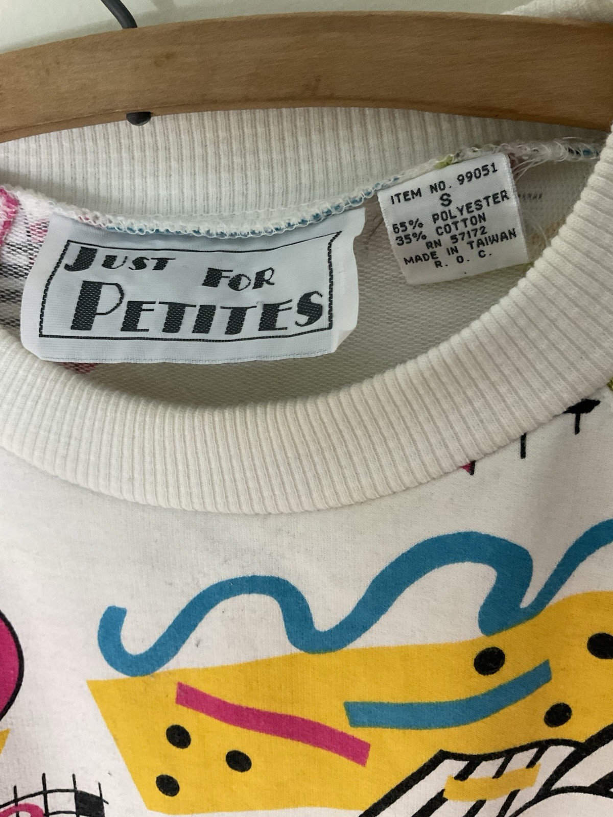 VTG 80s 90s Just For Petites Saved By The Bell Colorful Rainbow Graphics Teacher