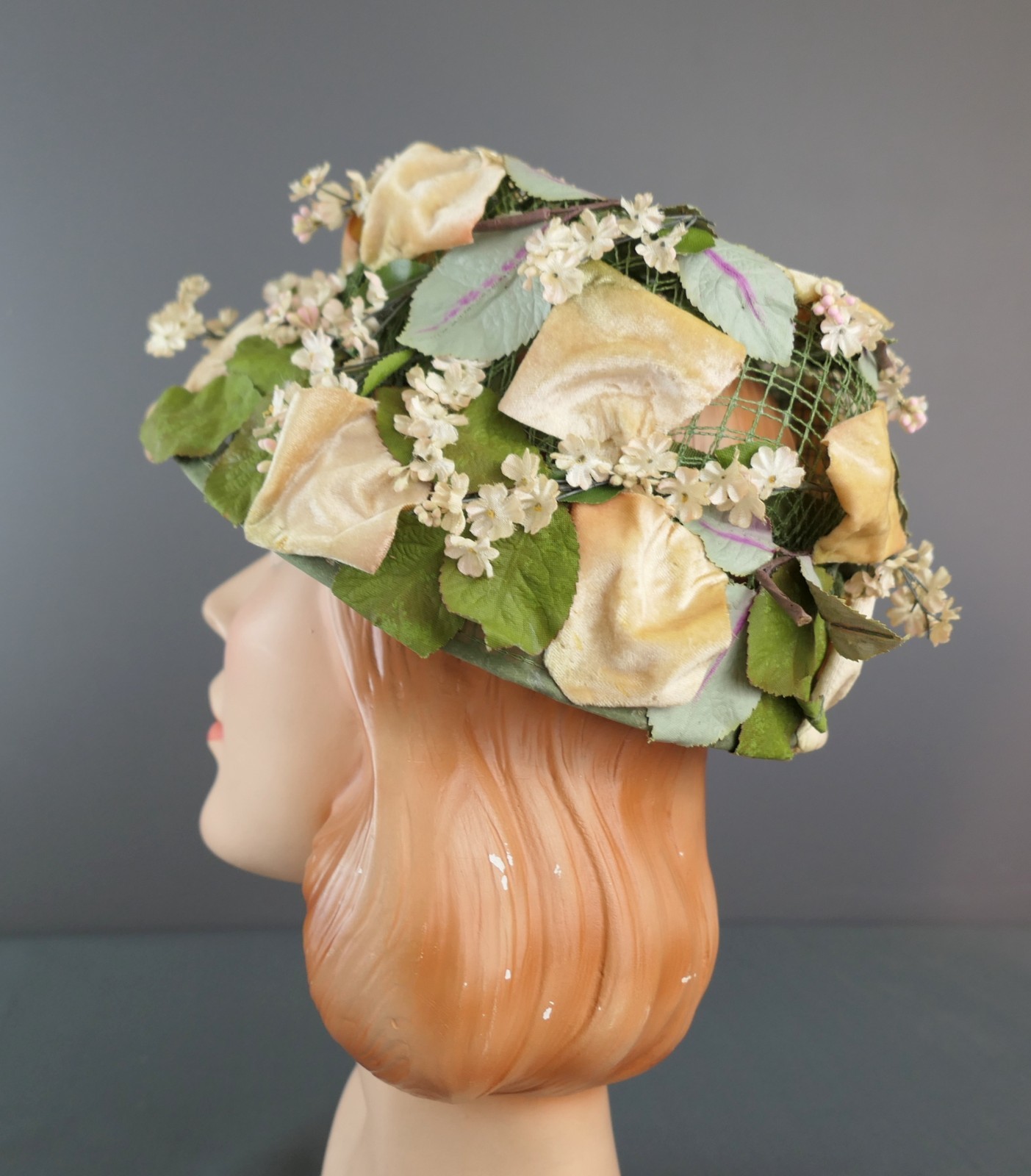 Vintage Green Mesh Hat with Leaves and Tiny Flowers, 1960s 22 inch head