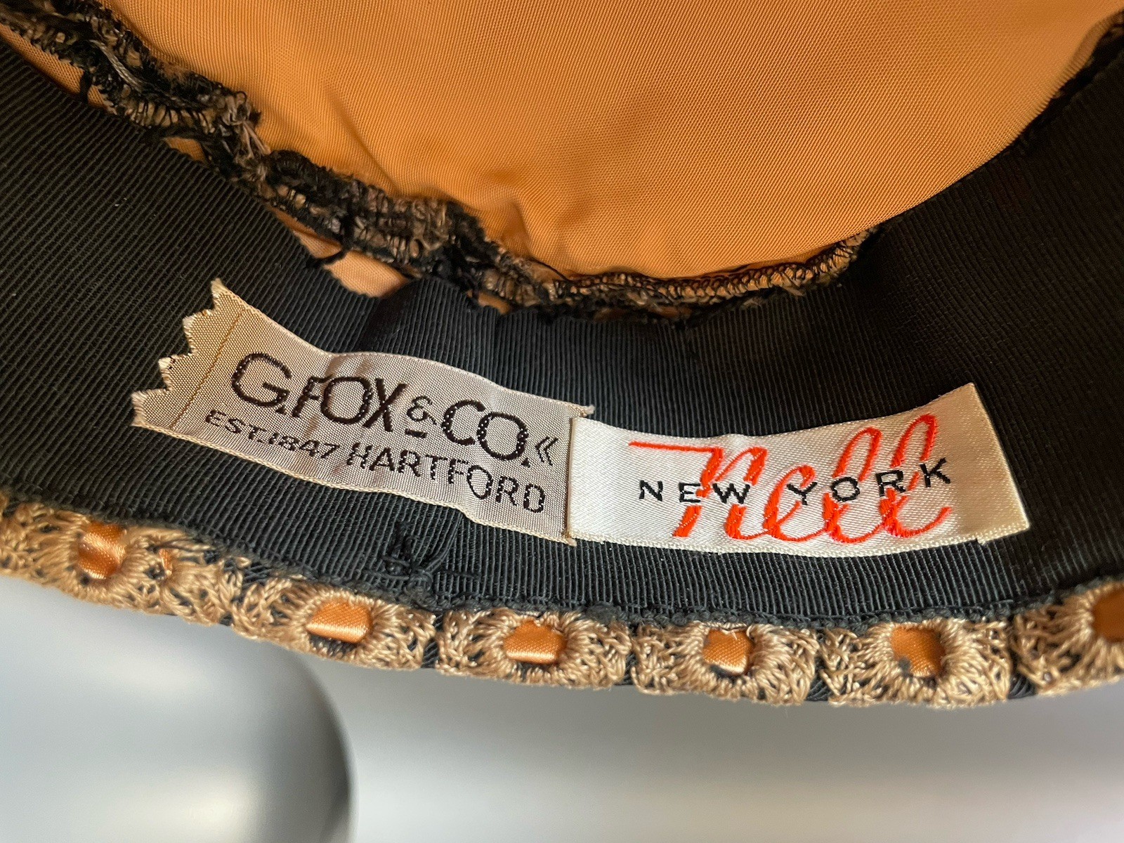 Vintage G.Fox & Co Nell NY Pillbox Hat Embroidered Gold Gray Brown Lined EVC