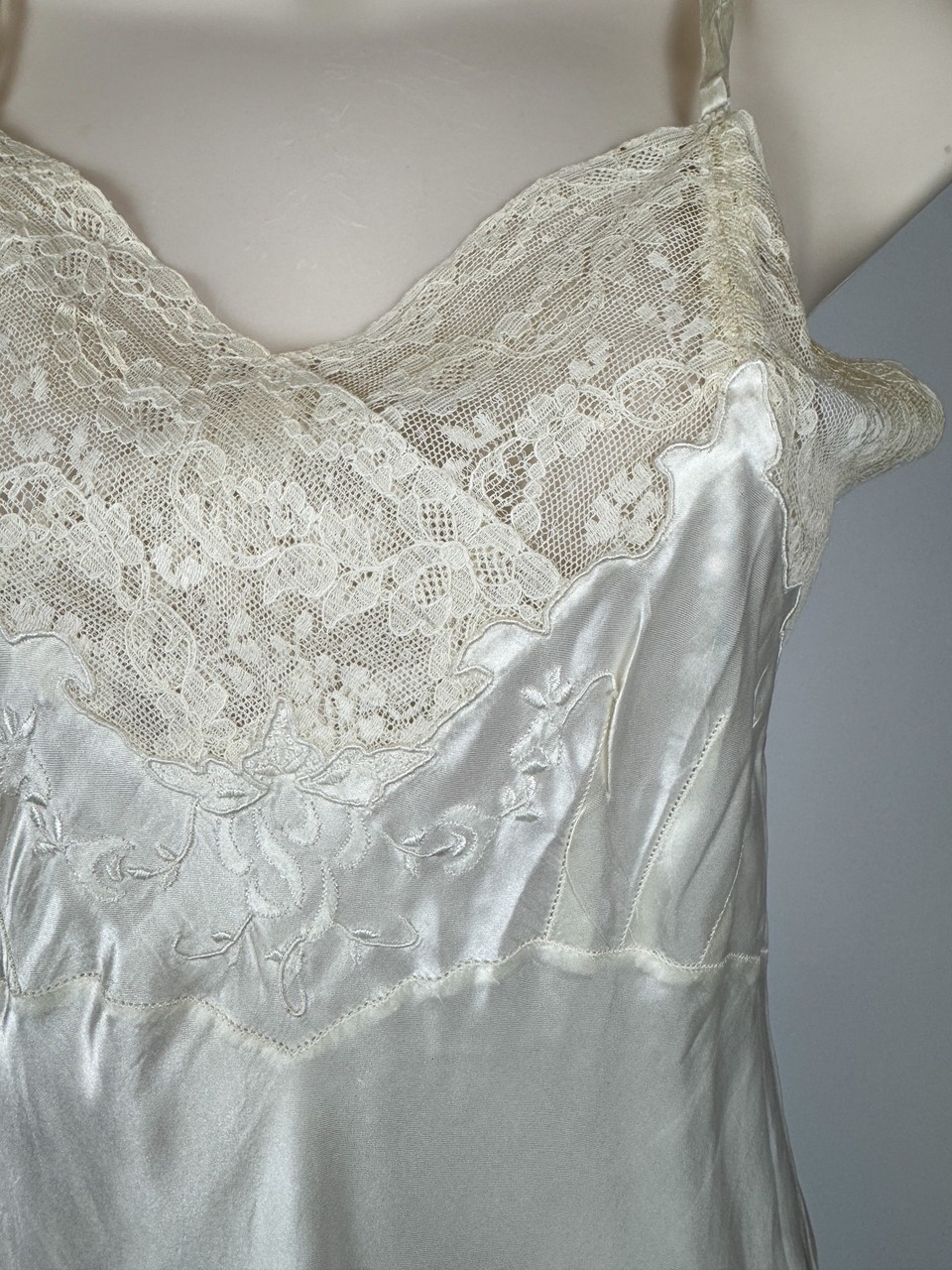 1940s Vintage Bias Cut Slip & Tap Shorts Set
