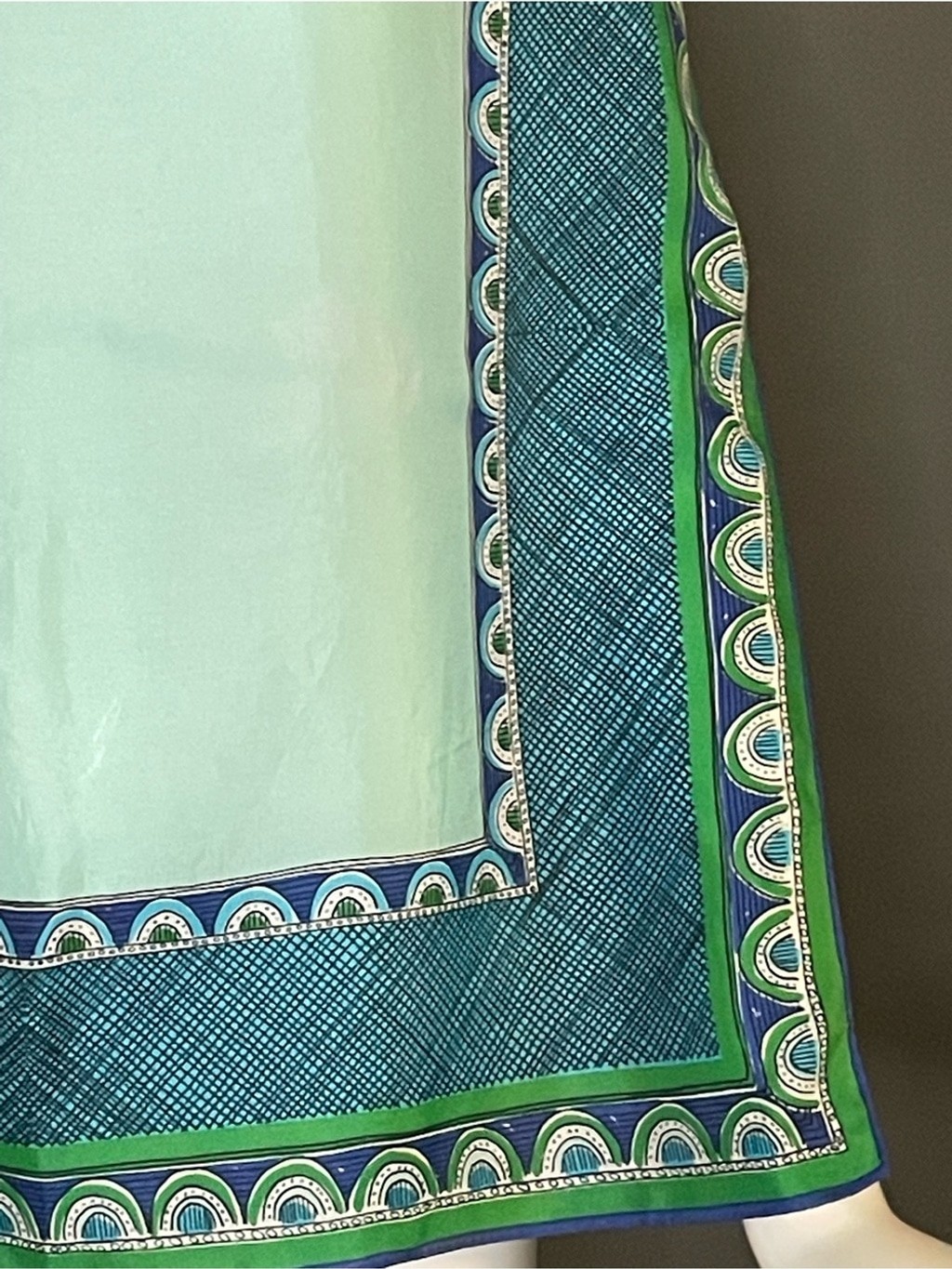 Vintage Vera Silk Blend Scarf 22 In Sq Good Condition