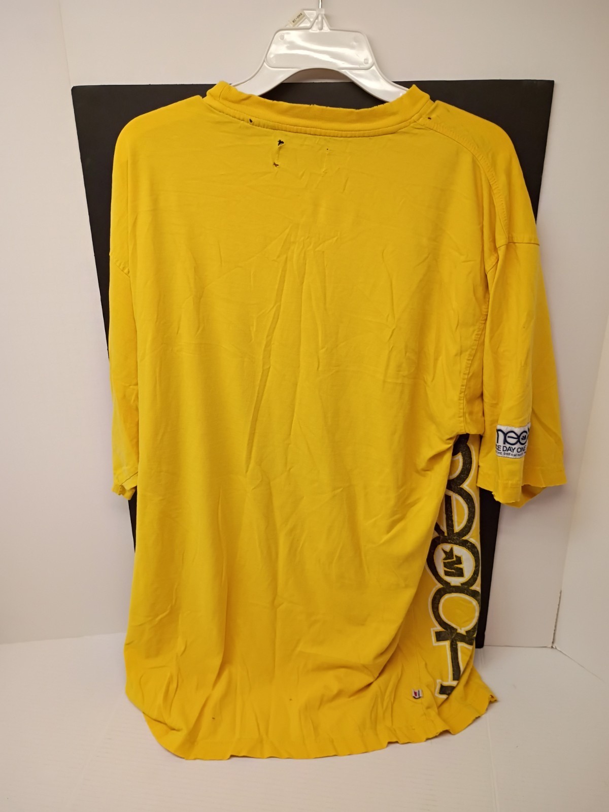 Mecca VTG Men’s XL Yellow Since Day One Graphic Crewneck Short Sleeve T-Shirt