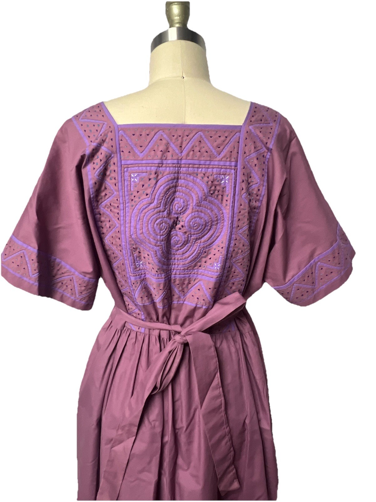 Vintage Folk Art 70s Dress Purple Quilted Tie Waist Maxi Midi Boho Caftan Cotton