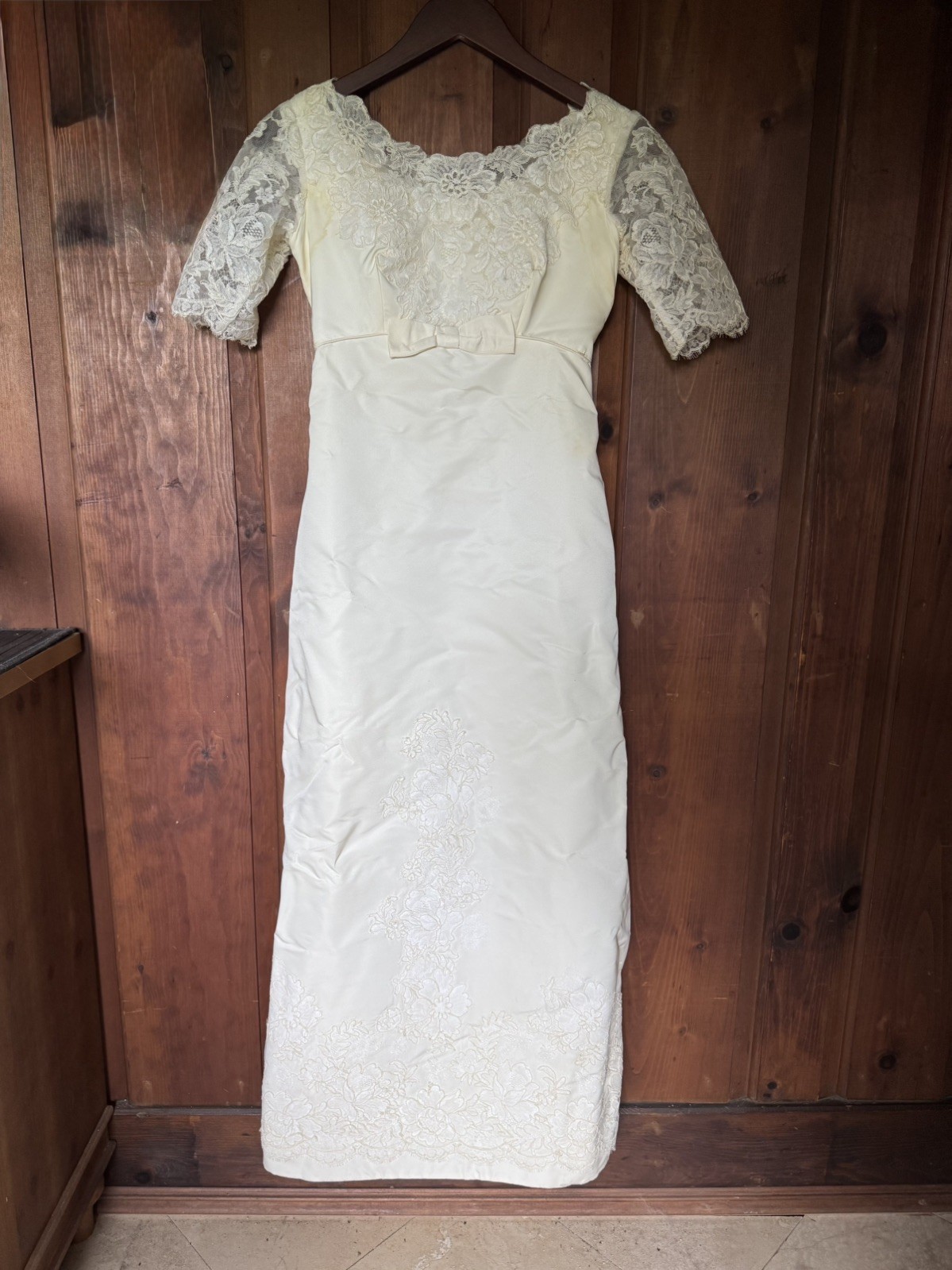 1967 Vintage Wedding Dress & Veil Empire Waist Professionally Preserved ILGWU