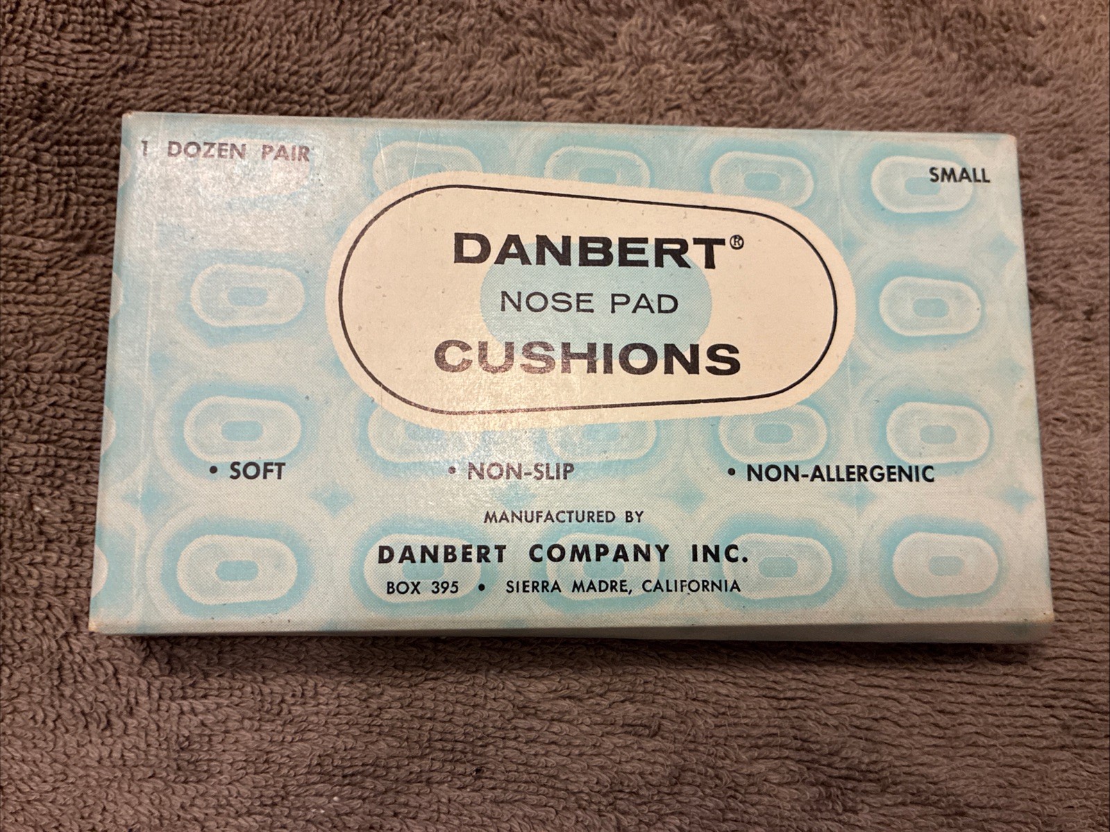 Danbert Nose Pads Eye Glasses Cushions Boot Style Vintage 12 Pair Small USA