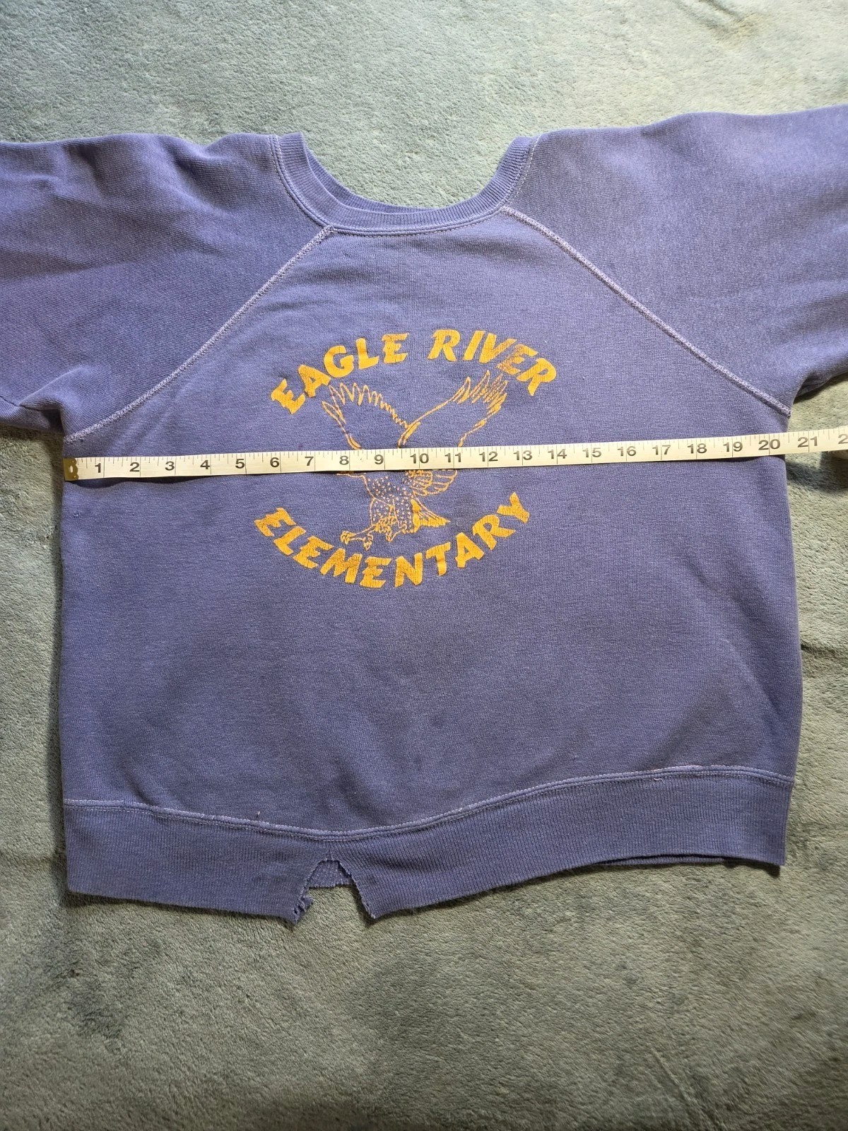 1960s sweatshirt vintage crewneck Eagle River Elementary Alaska Medium/small