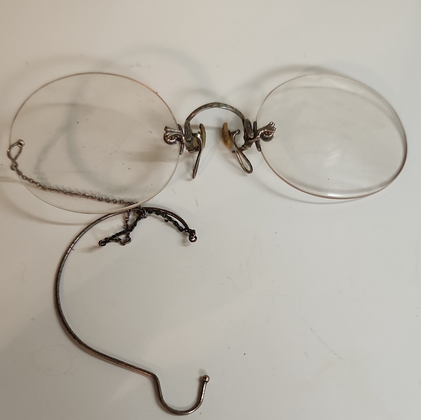 Vintage Rimless Pince-Nez Eyeglasses Silver-Tone Metal w/ Case, Chain & Hook