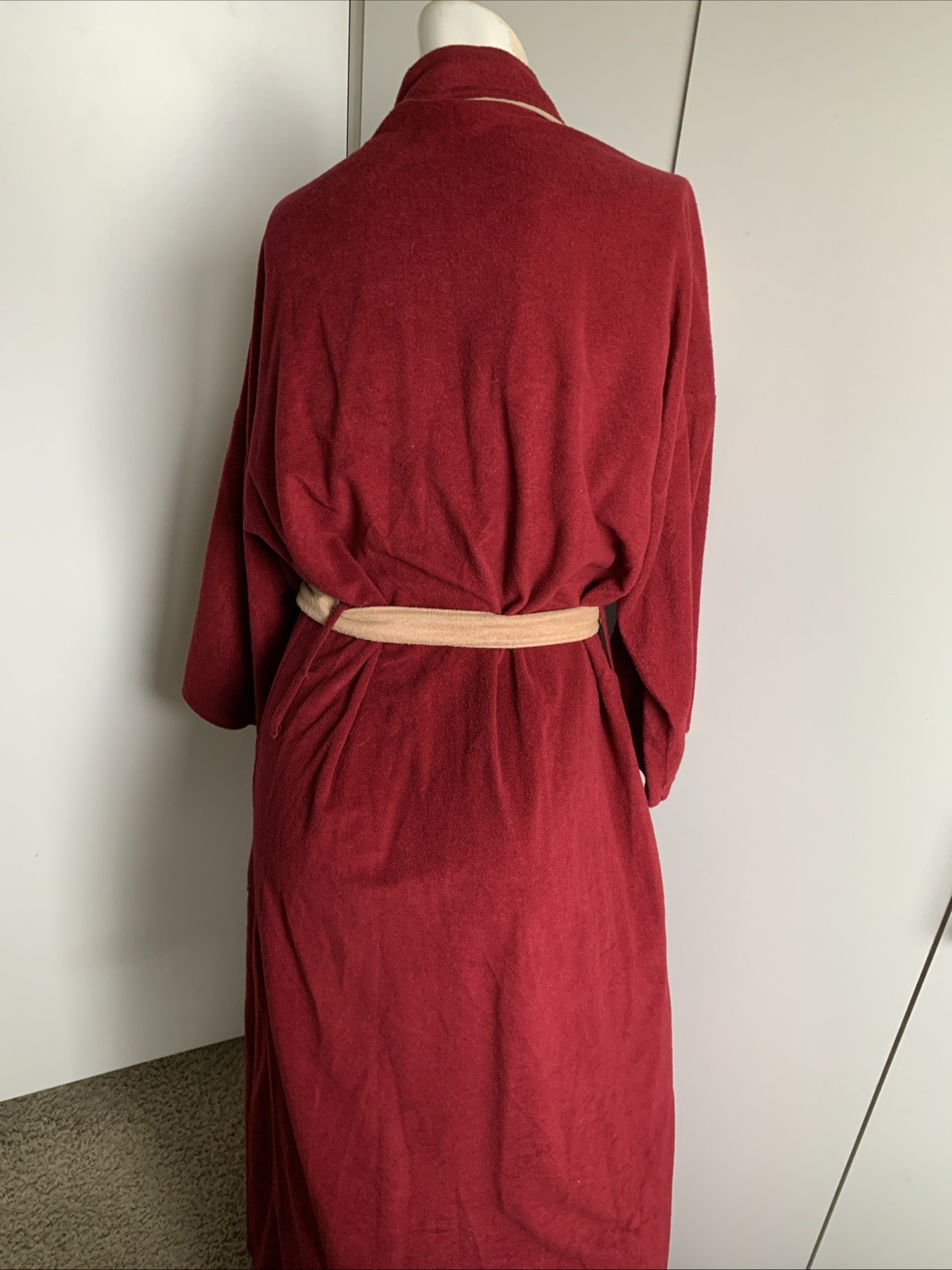 *VINTAGE* Studio 5 adult unisex One Size belted full length maroon Bath Robe