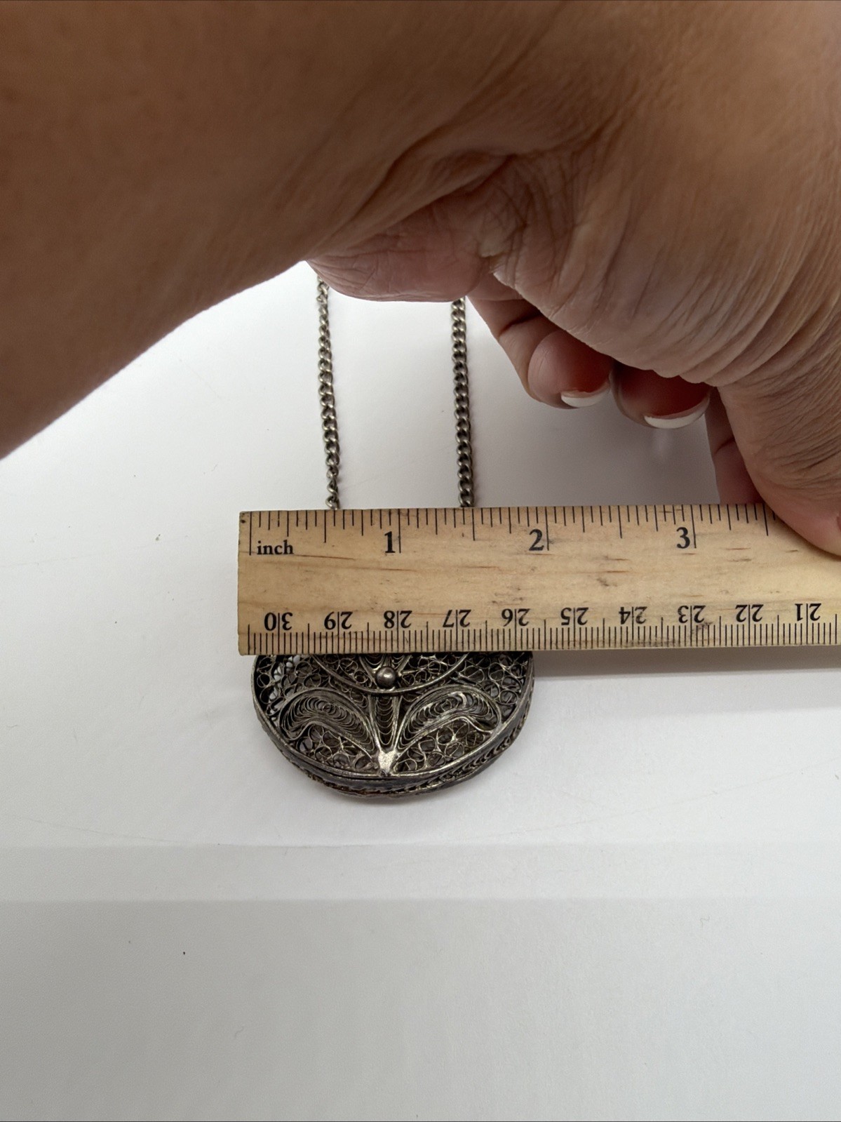 Vintage Aged Silvertone Filagree Mini Purse On Chain Tiny Pill Box Trinket A13
