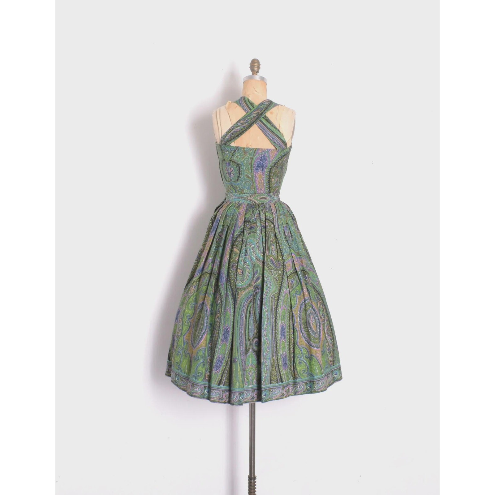 1950s Vintage Halter Fit and Flare Paisley Two-Piece Set-extra small
