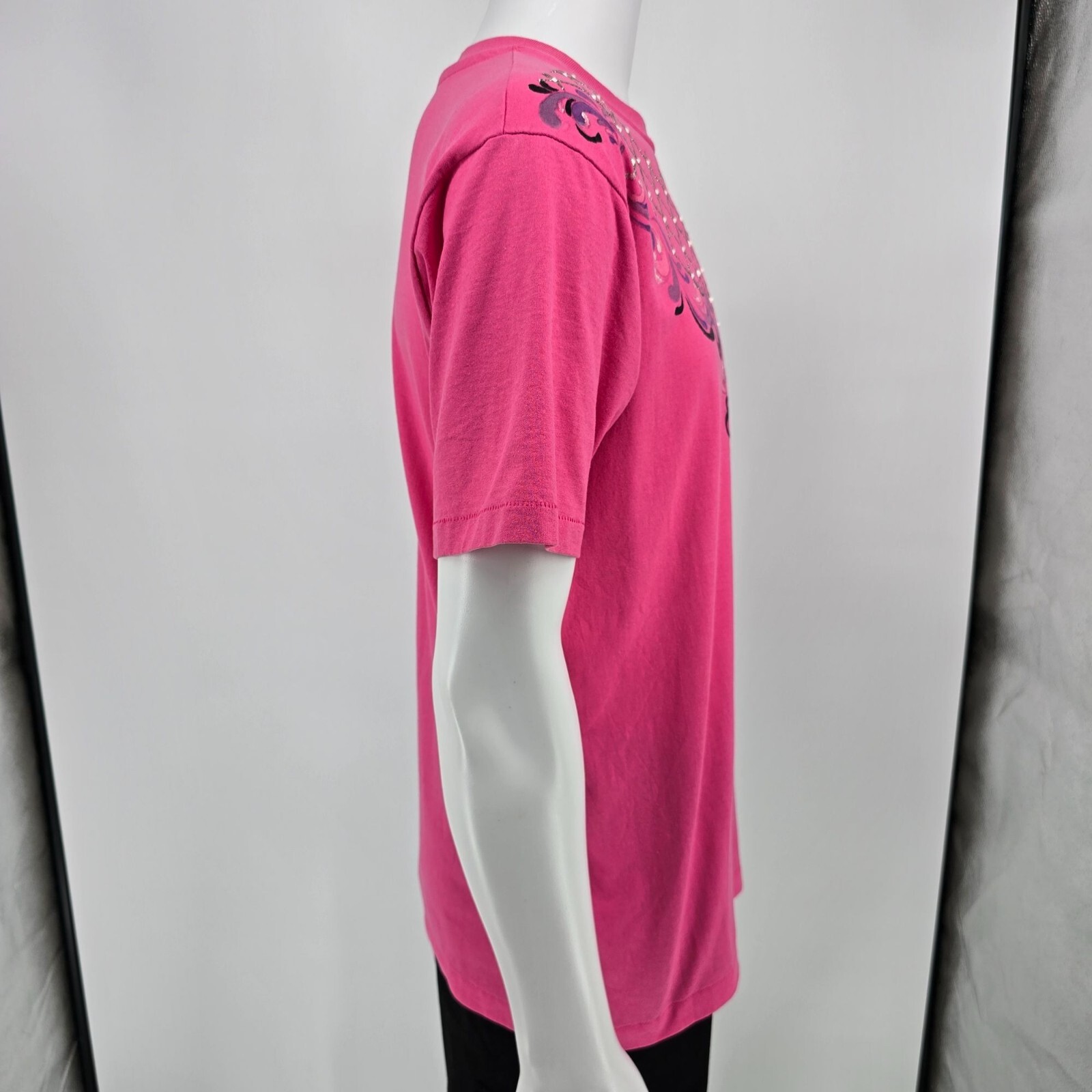 Vintage 1990s Hanes Embellished Glitter Yoke Baroque Scroll Design T-Shirt (M/L)