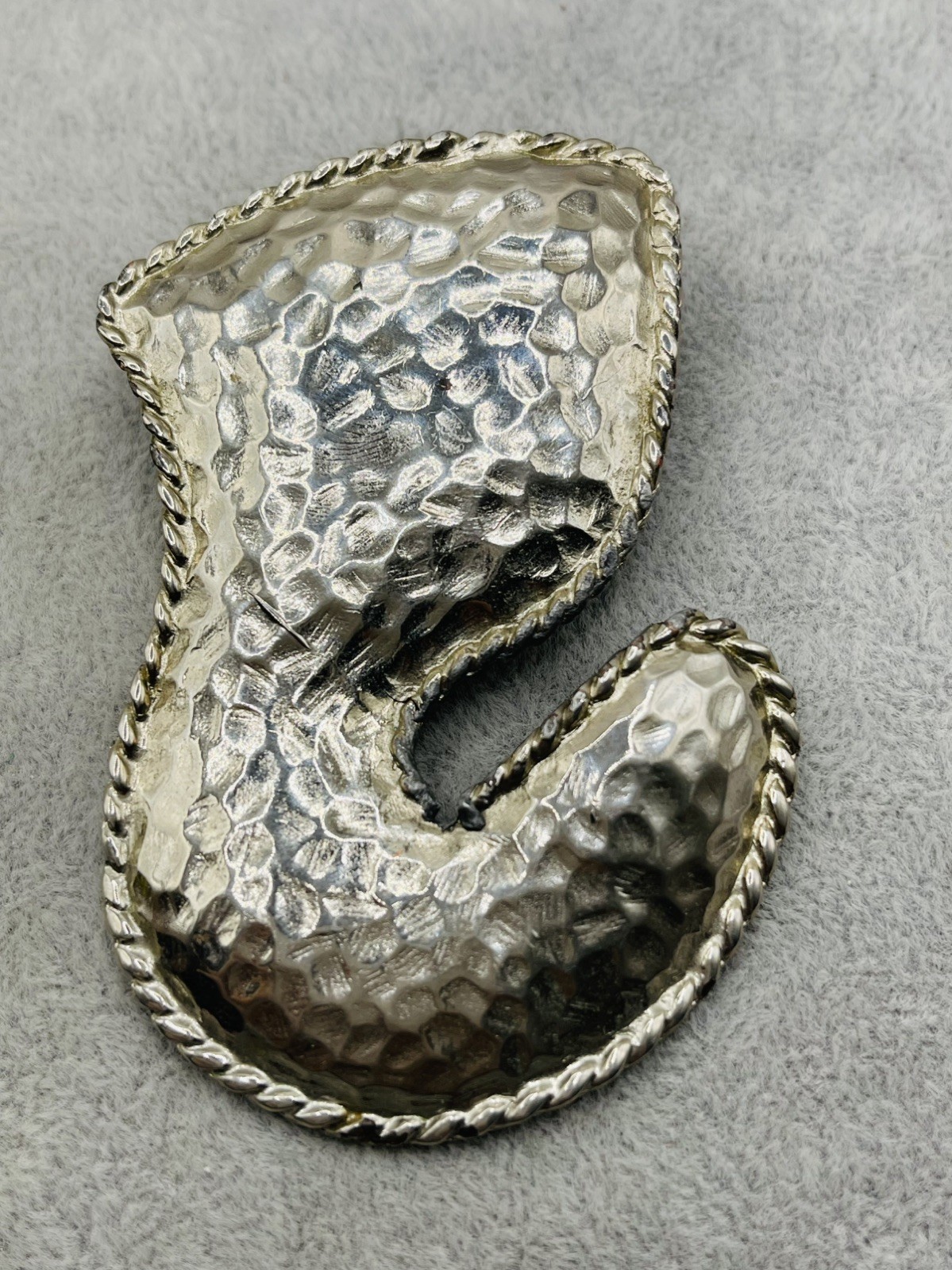 Vintage Dotty Smith Hammered Textured Silver Tone Belt Buckle Modernist